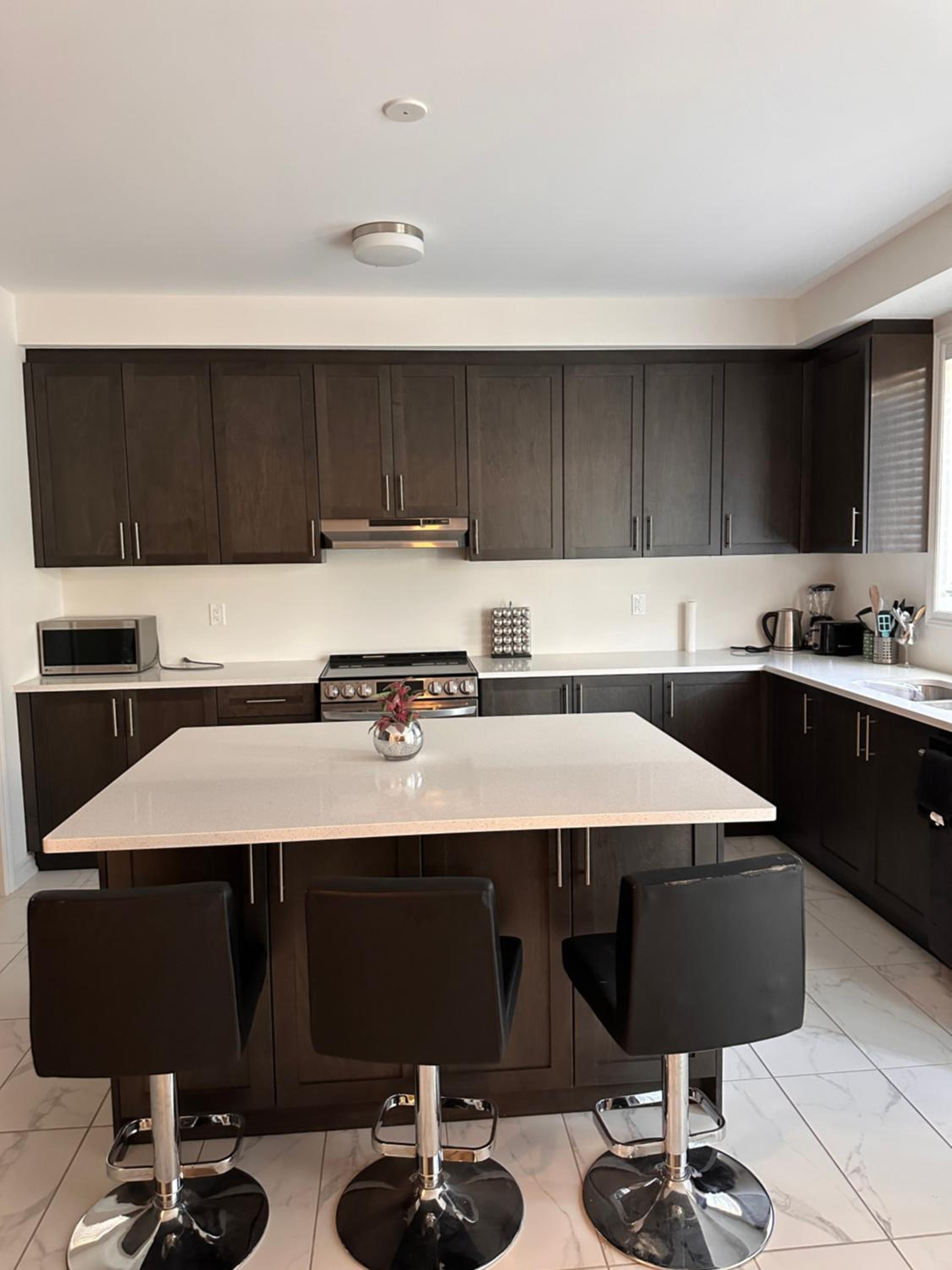 Large 5 bedroom house