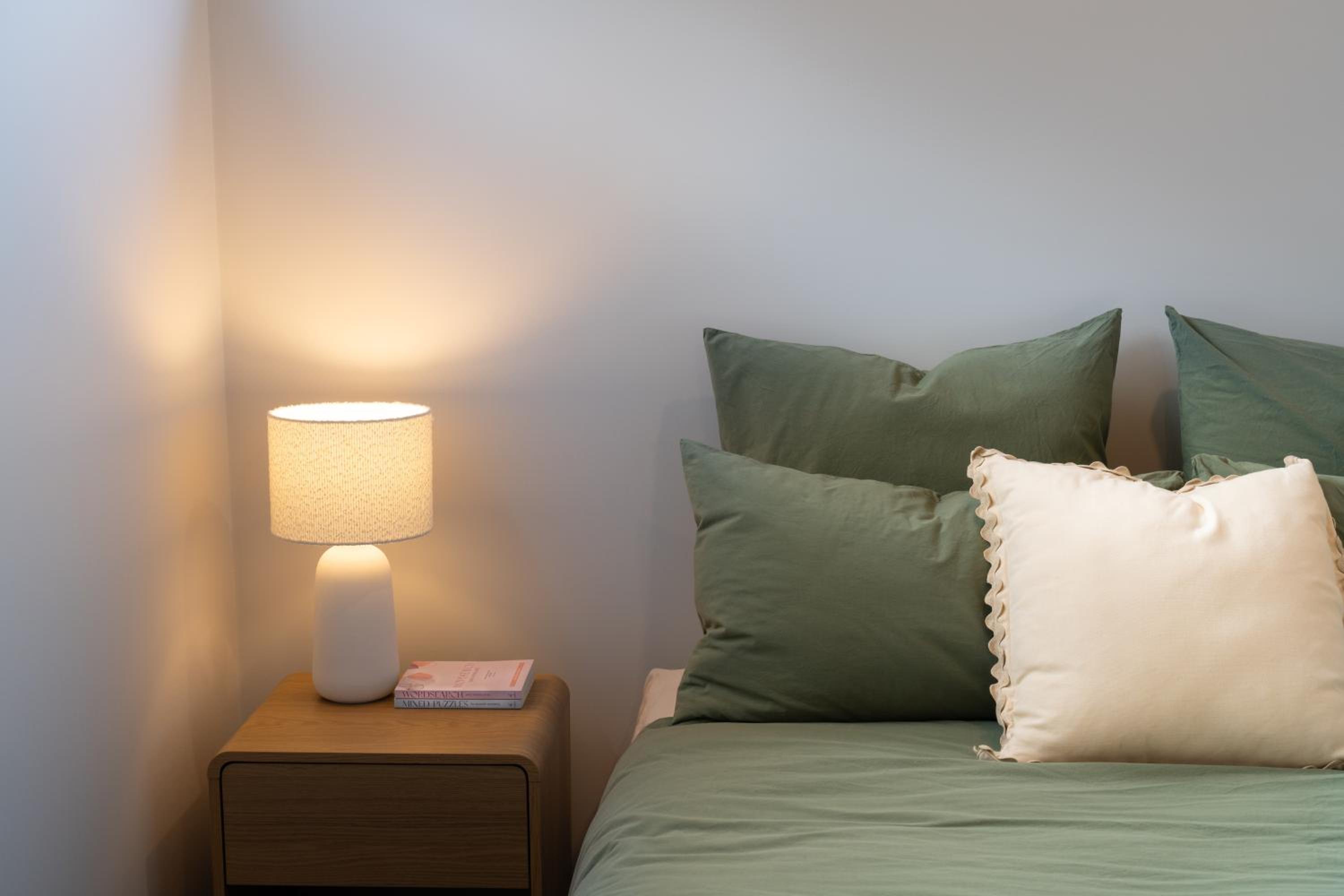 Small Scale Stays - Couples Retreats