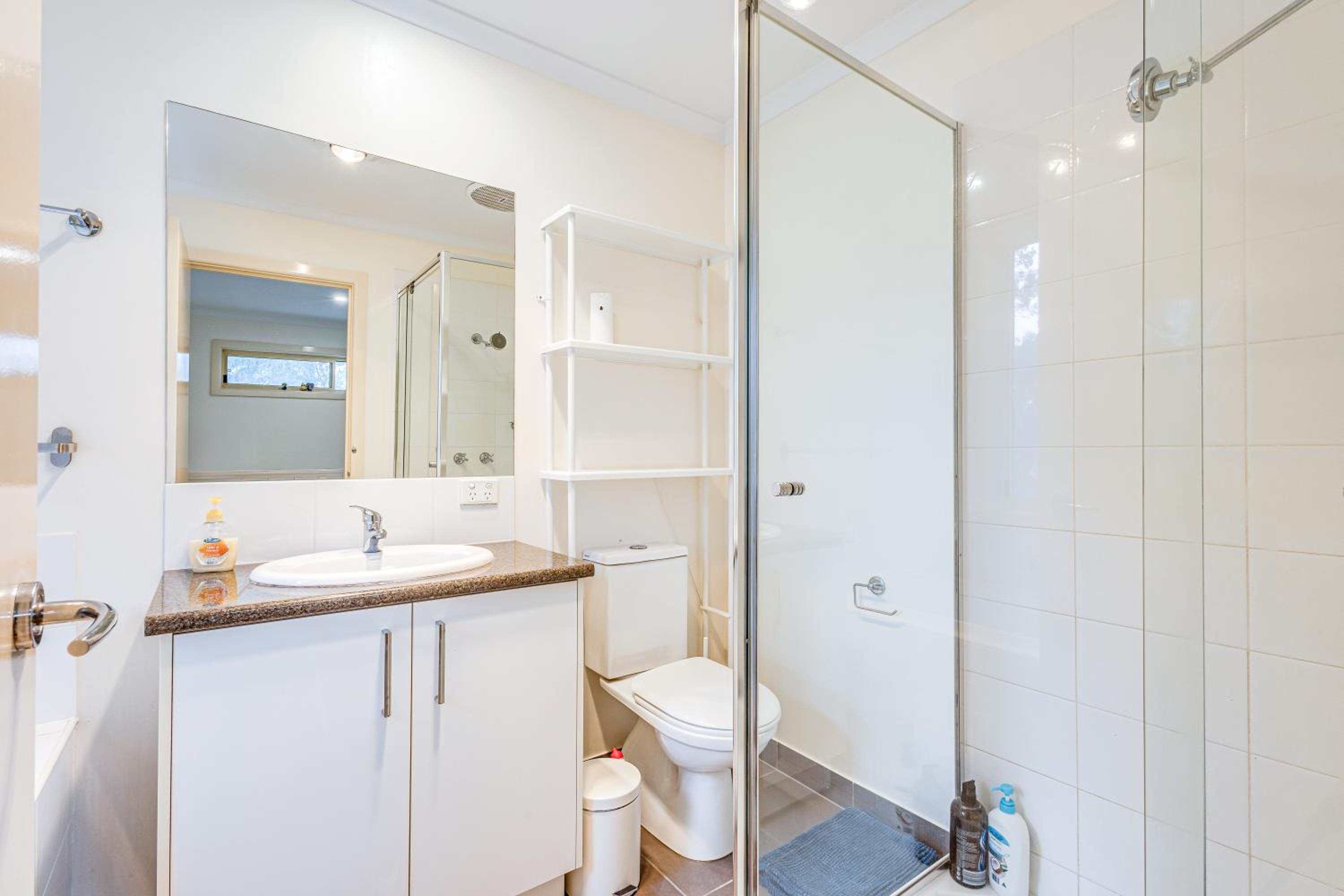 Glen Waverley 3BRM Vacation Home FreeParking Netflix