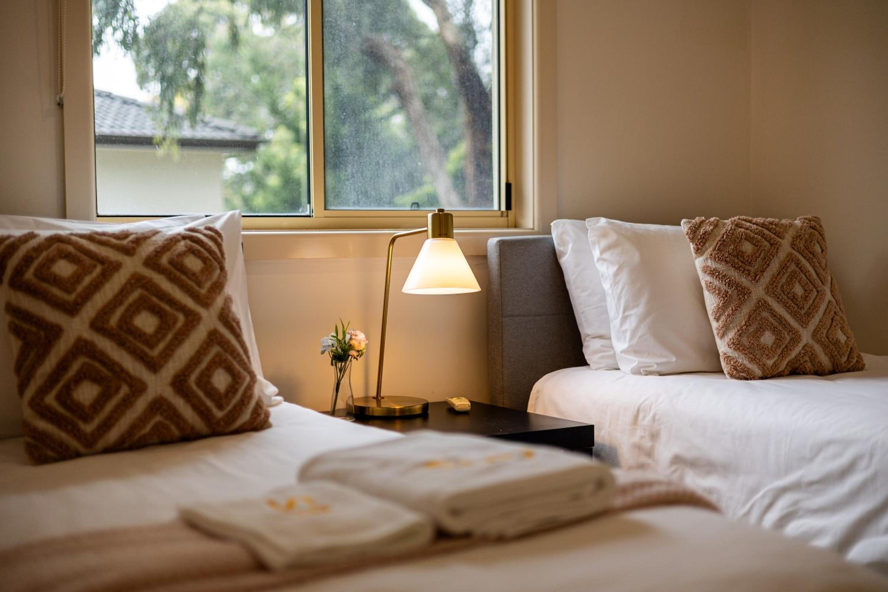 Glen Waverley 3BRM Vacation Home FreeParking Netflix
