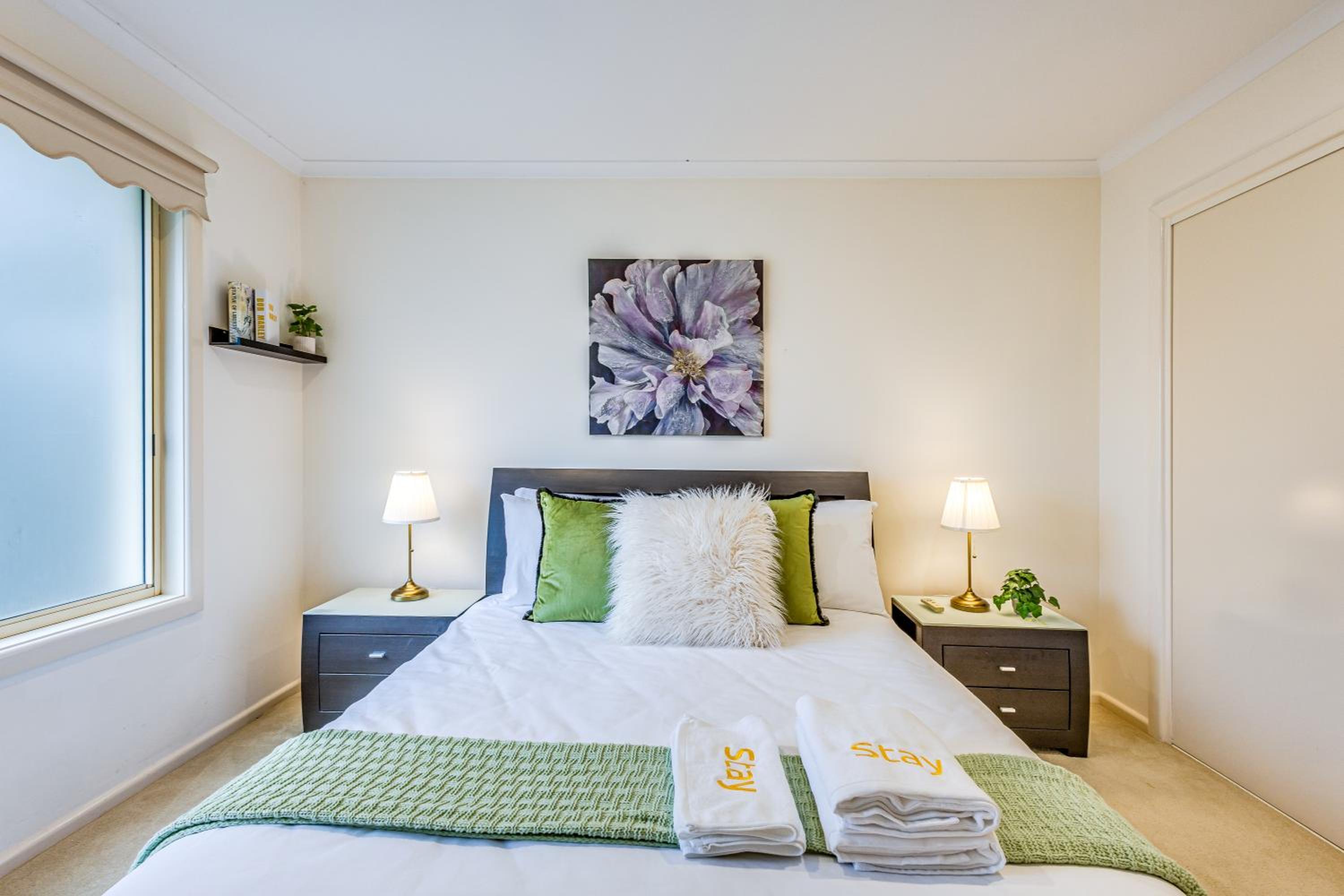 Glen Waverley 3BRM Vacation Home FreeParking Netflix