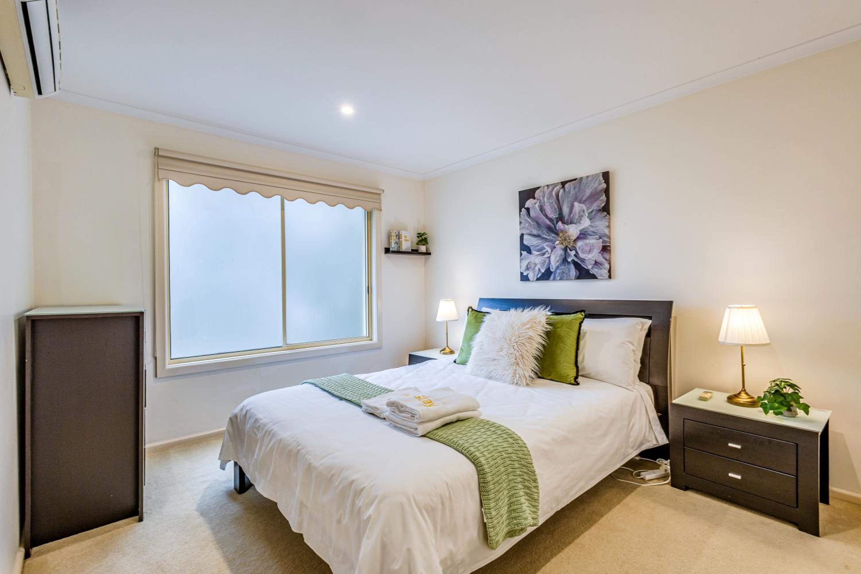 Glen Waverley 3BRM Vacation Home FreeParking Netflix