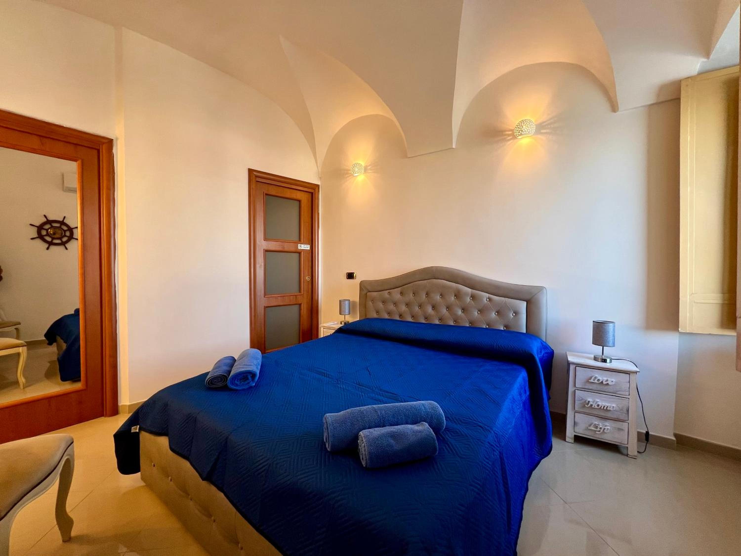 The Best, Sea, Old town, and sunrise view Apartment with balcony photo 3