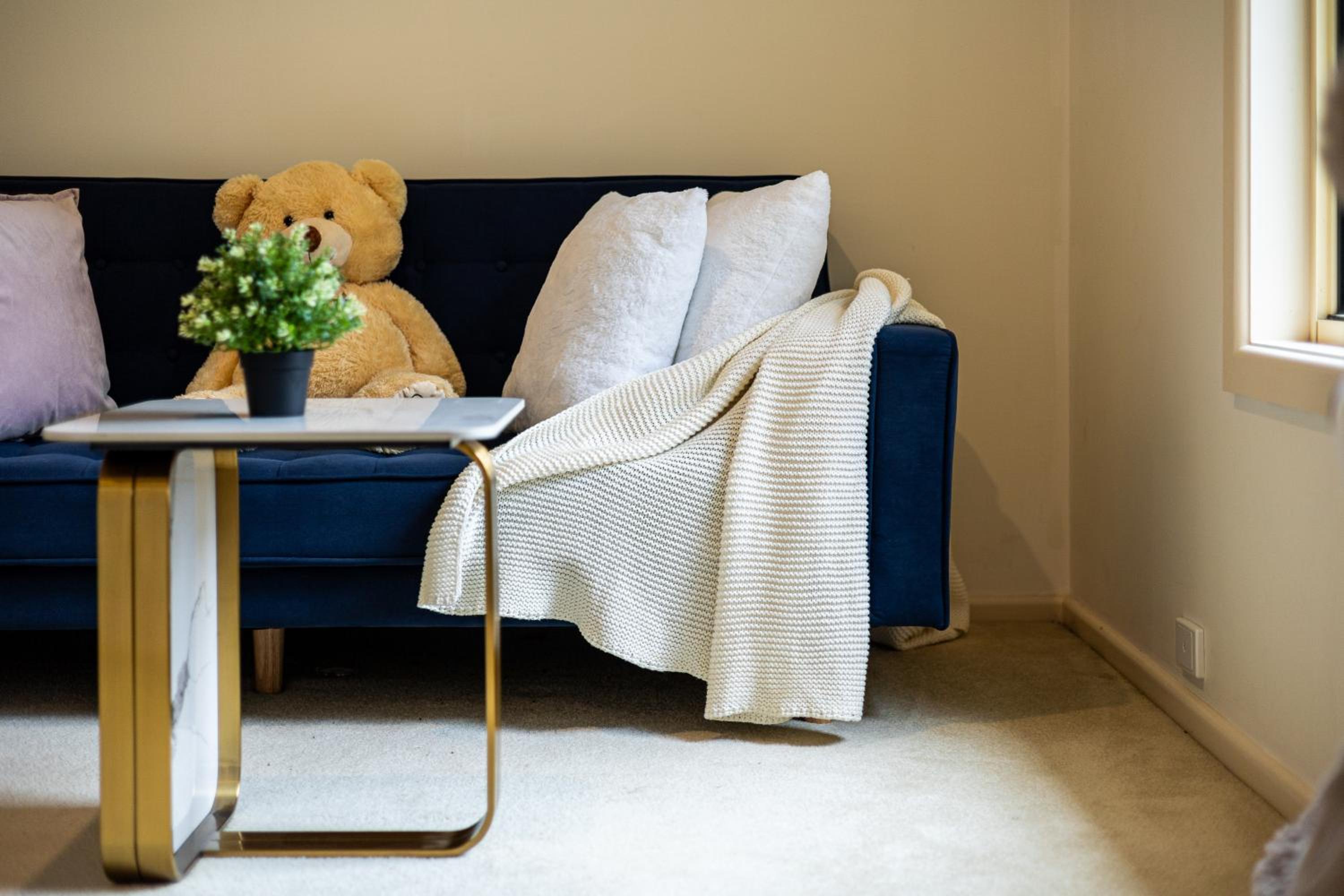 Glen Waverley 3BRM Vacation Home FreeParking Netflix