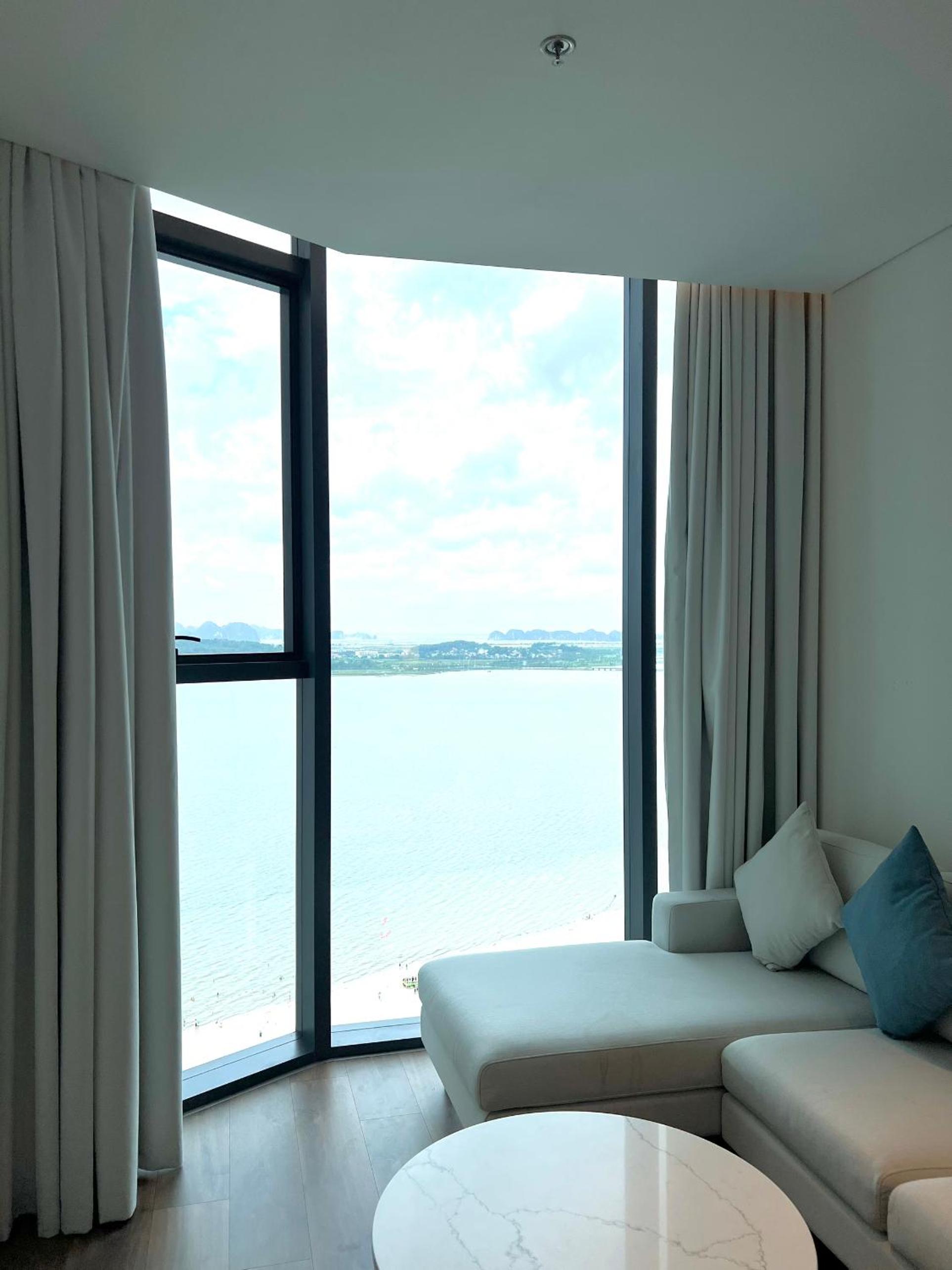 ALacarte Hạ Long Bay Residence-sea view