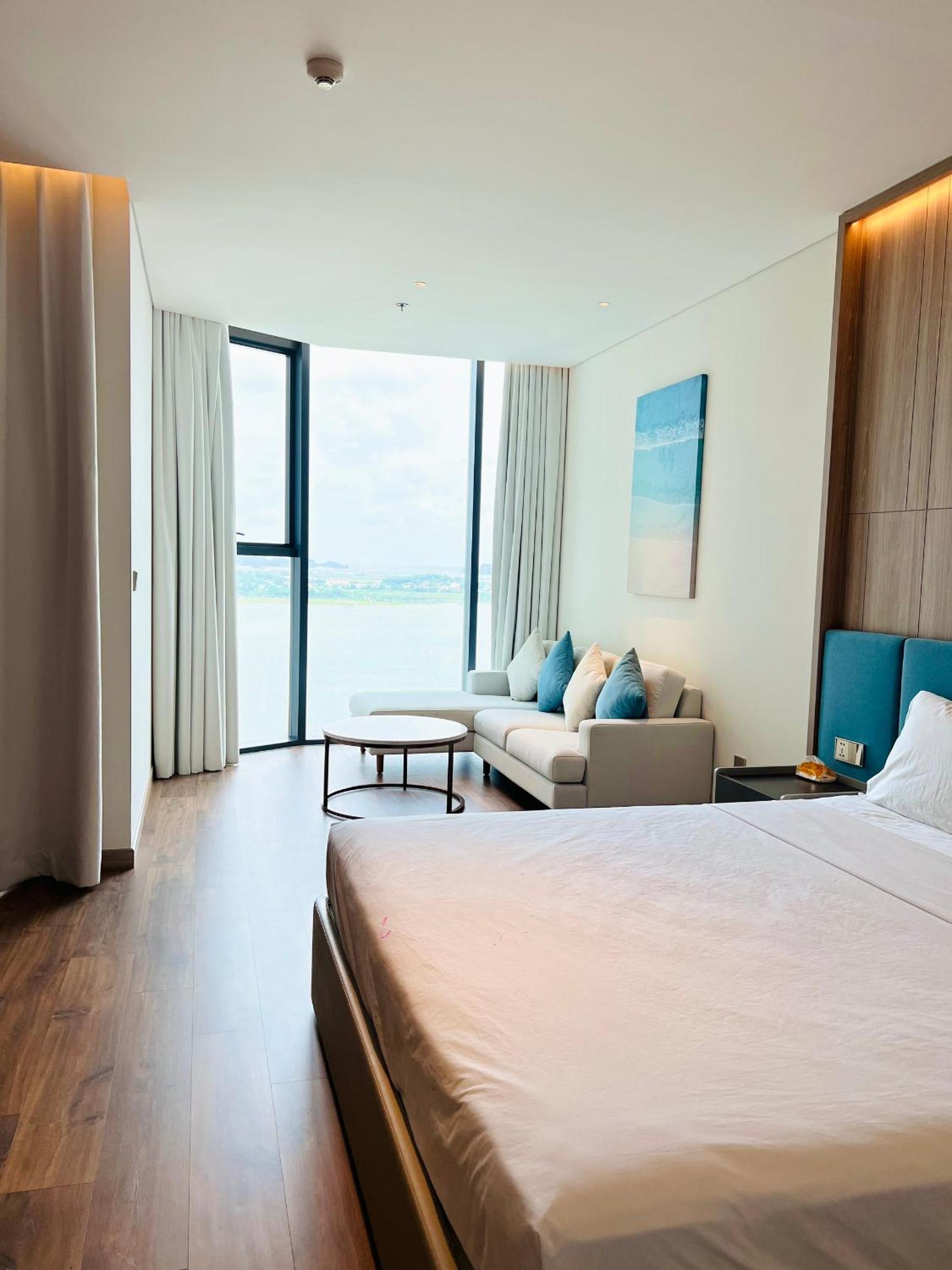 ALacarte Hạ Long Bay Residence-sea view