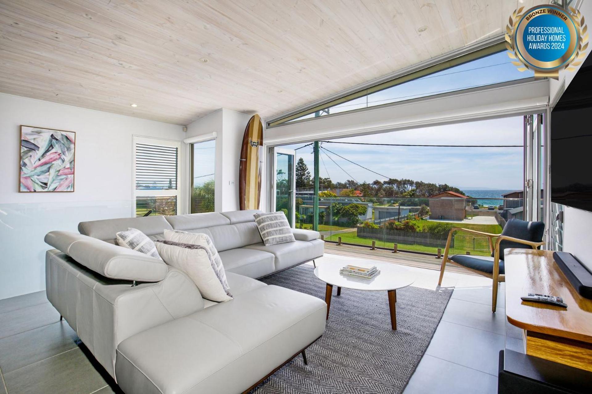 Yelo at Culburra I Pet Friendly I 1 Min Walk to Beach