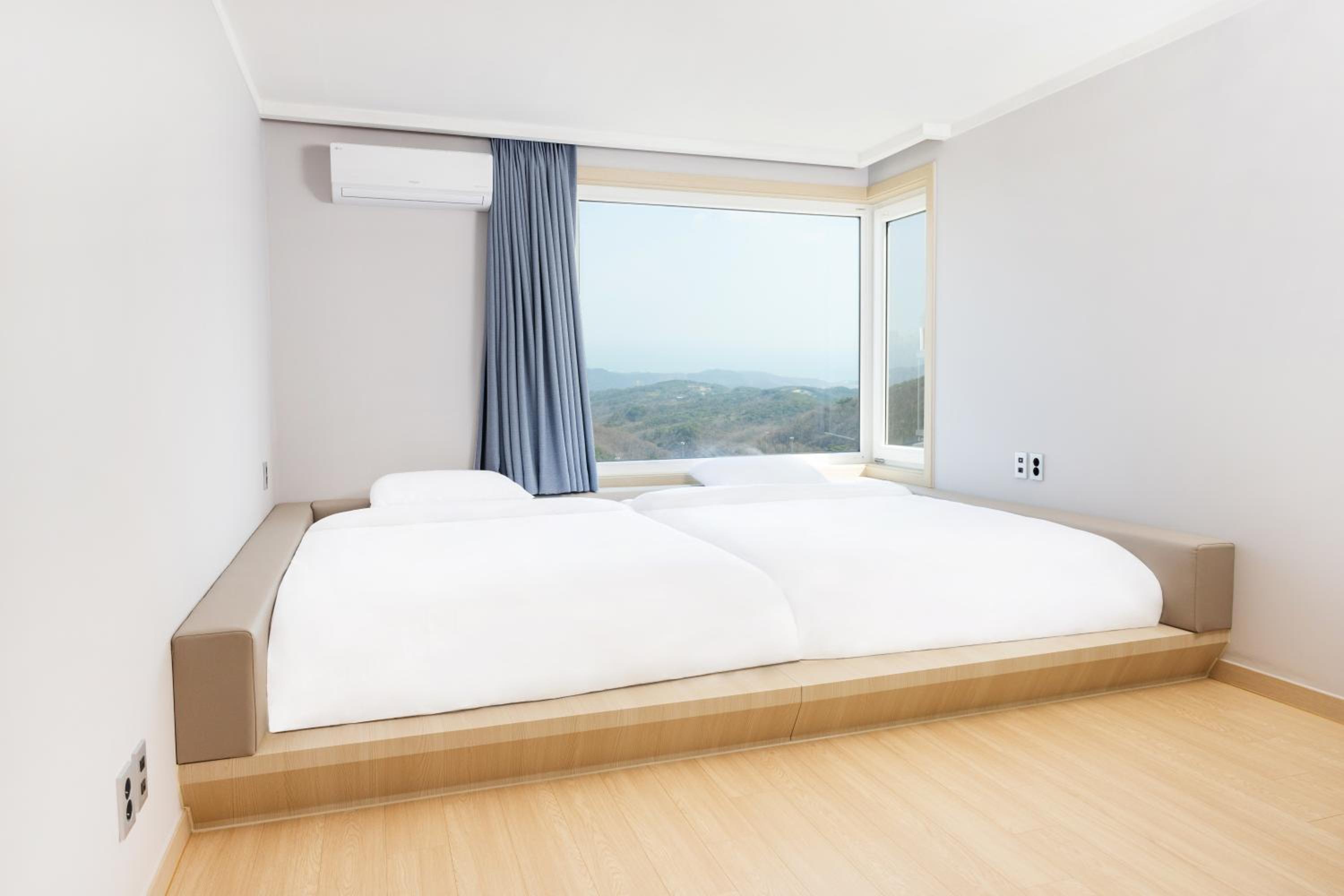 Gyeongju Mauna Ocean Resort view 2