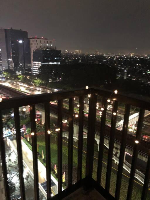 LRT access with Netflix, Wifi, Gym and Pool, Signature Park Grande view 5