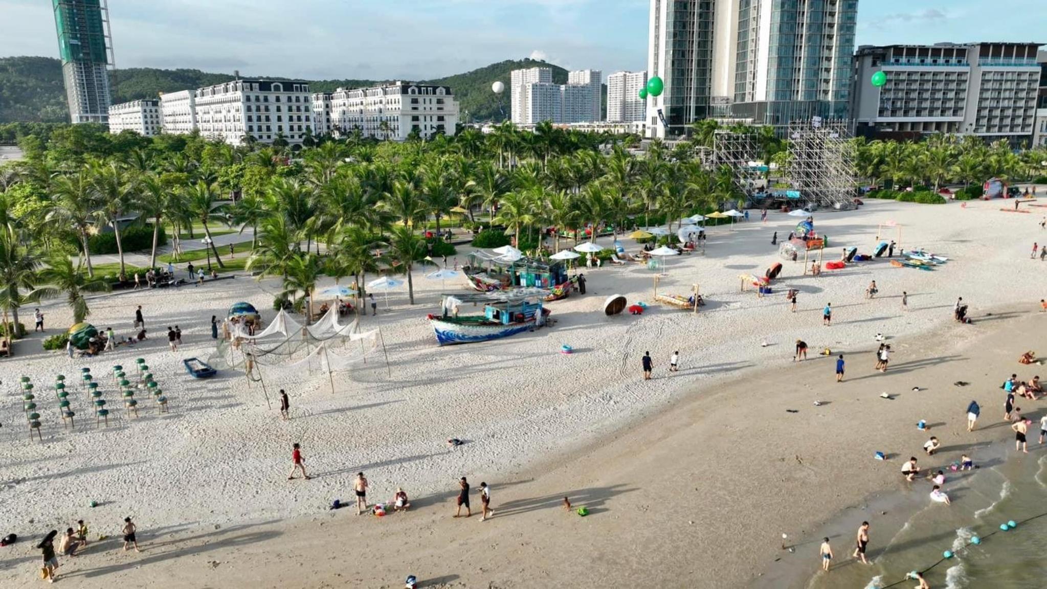ALacarte Hạ Long Bay Residence-sea view
