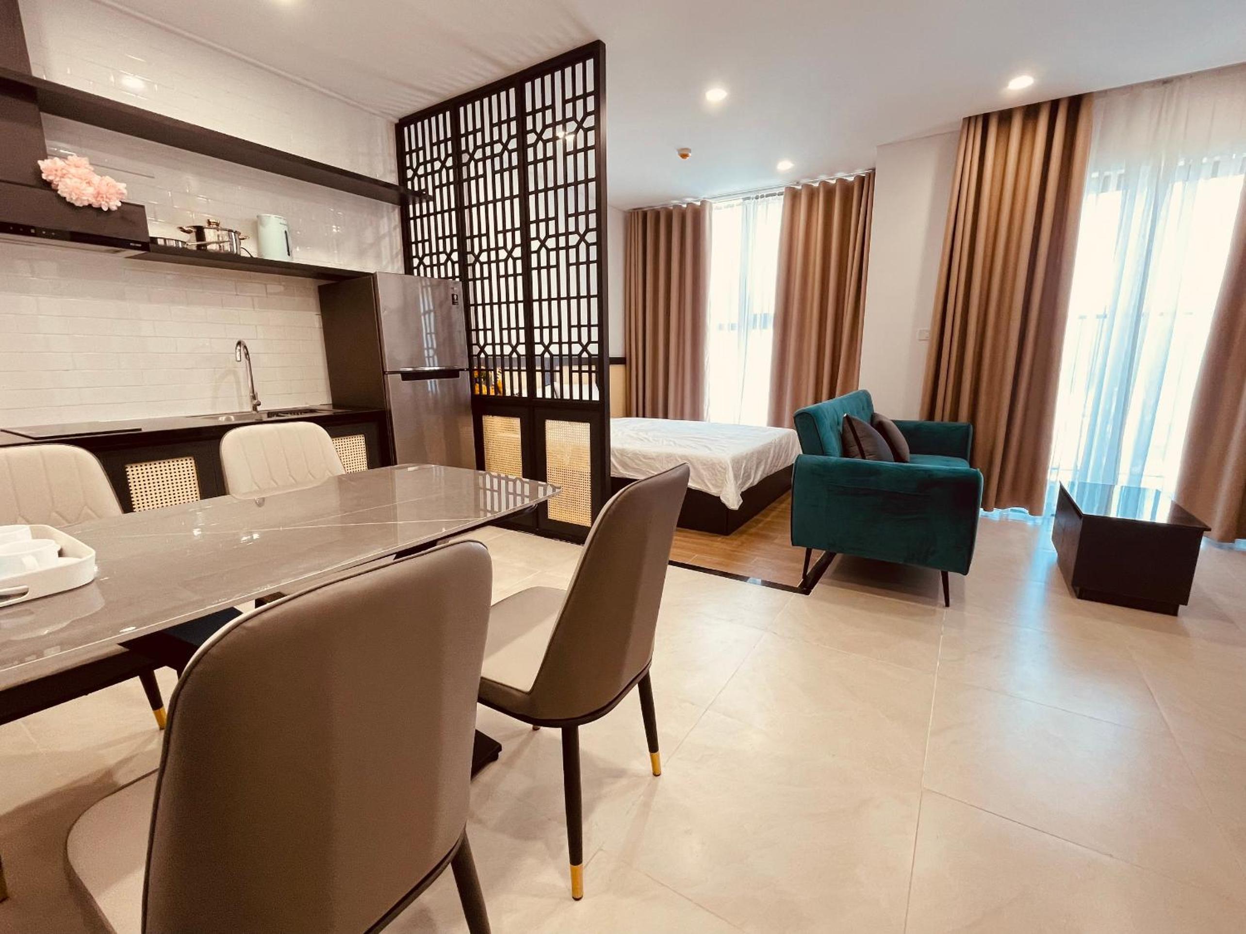 Căn hộ 2PN Calla Apartment view biển - Quy Nhơn view 2