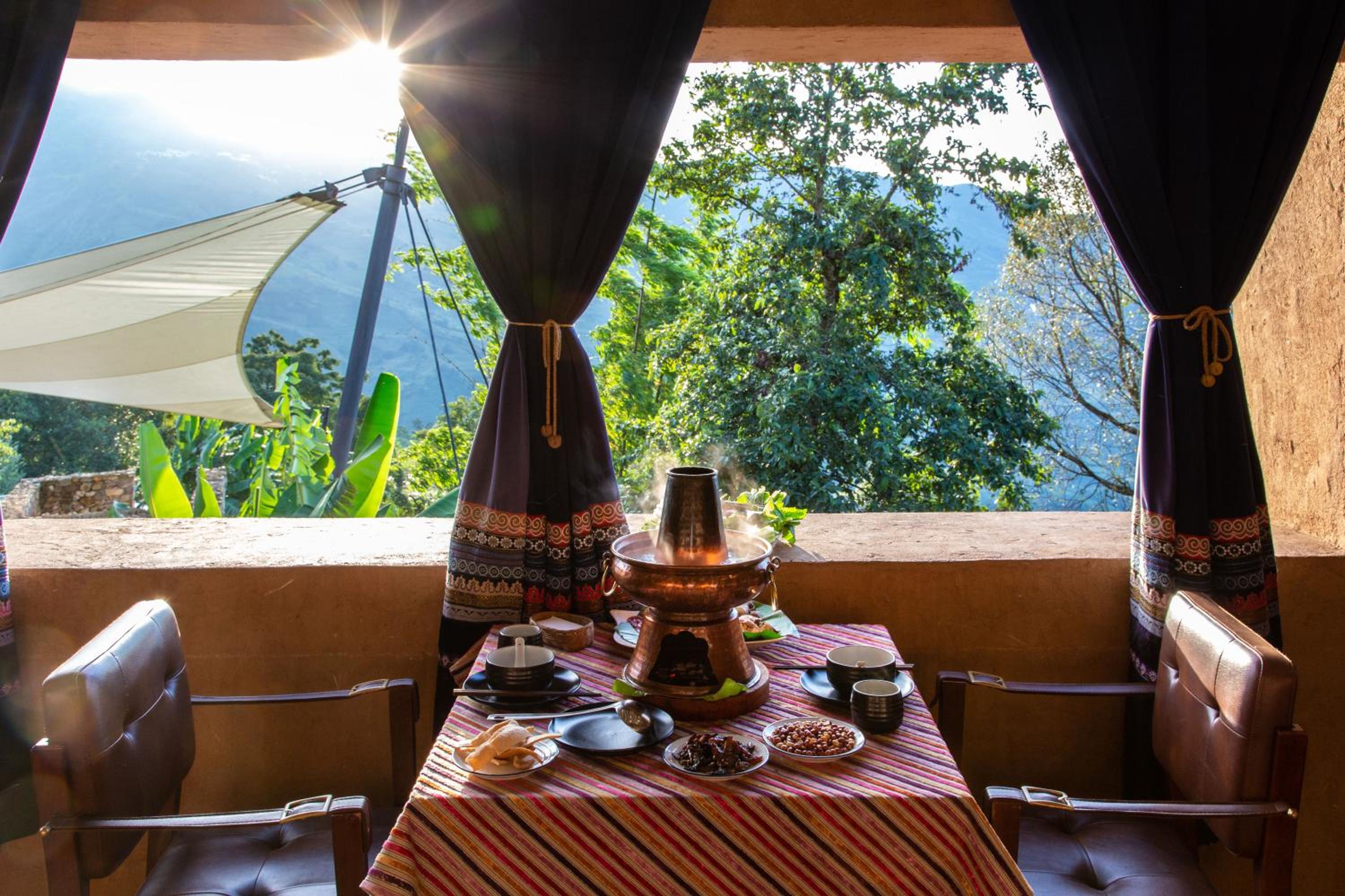 Vinetree Honghegu Tented Resort