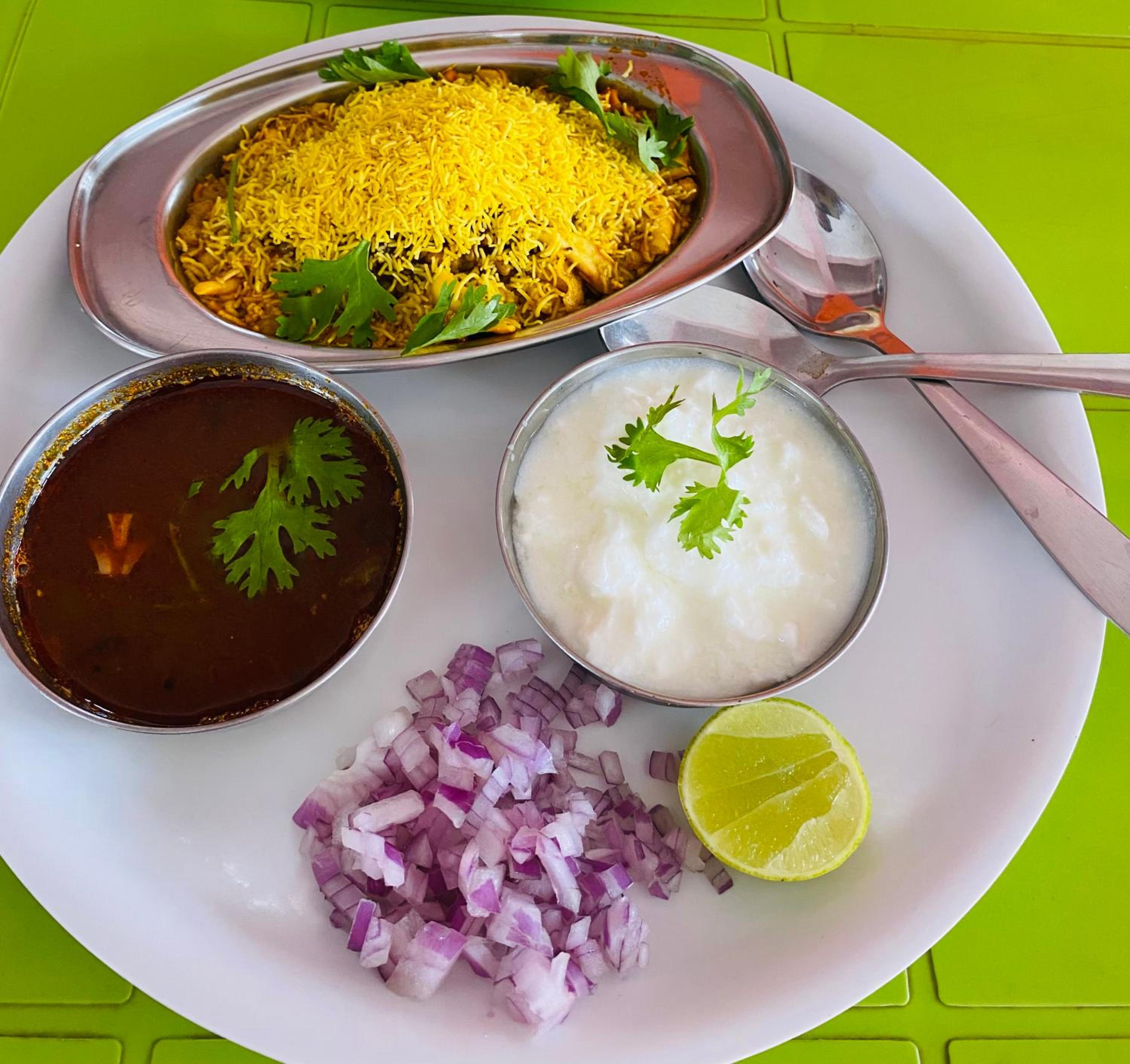 Hotel Abhishek kolwan