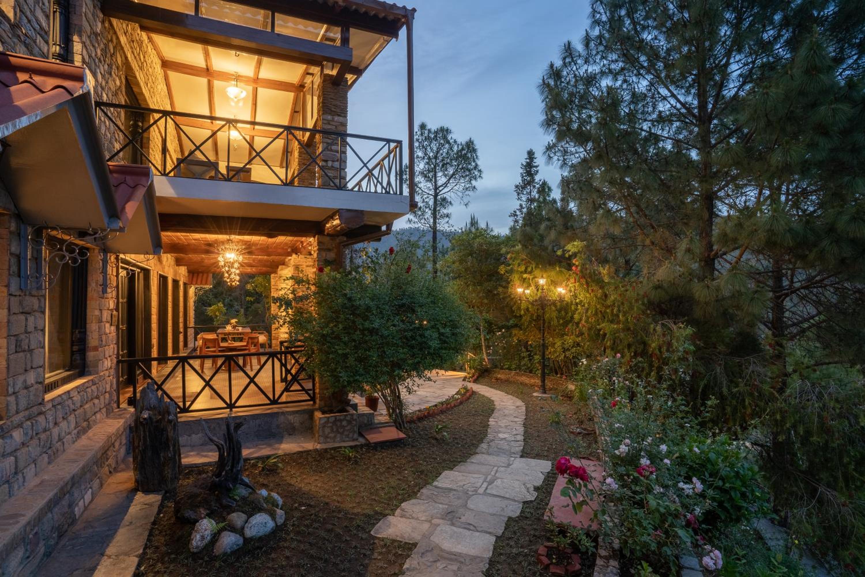 Buransh Terraces Luxury 3&4BHK Villas with Mountain View & Caretaker & Kitchen