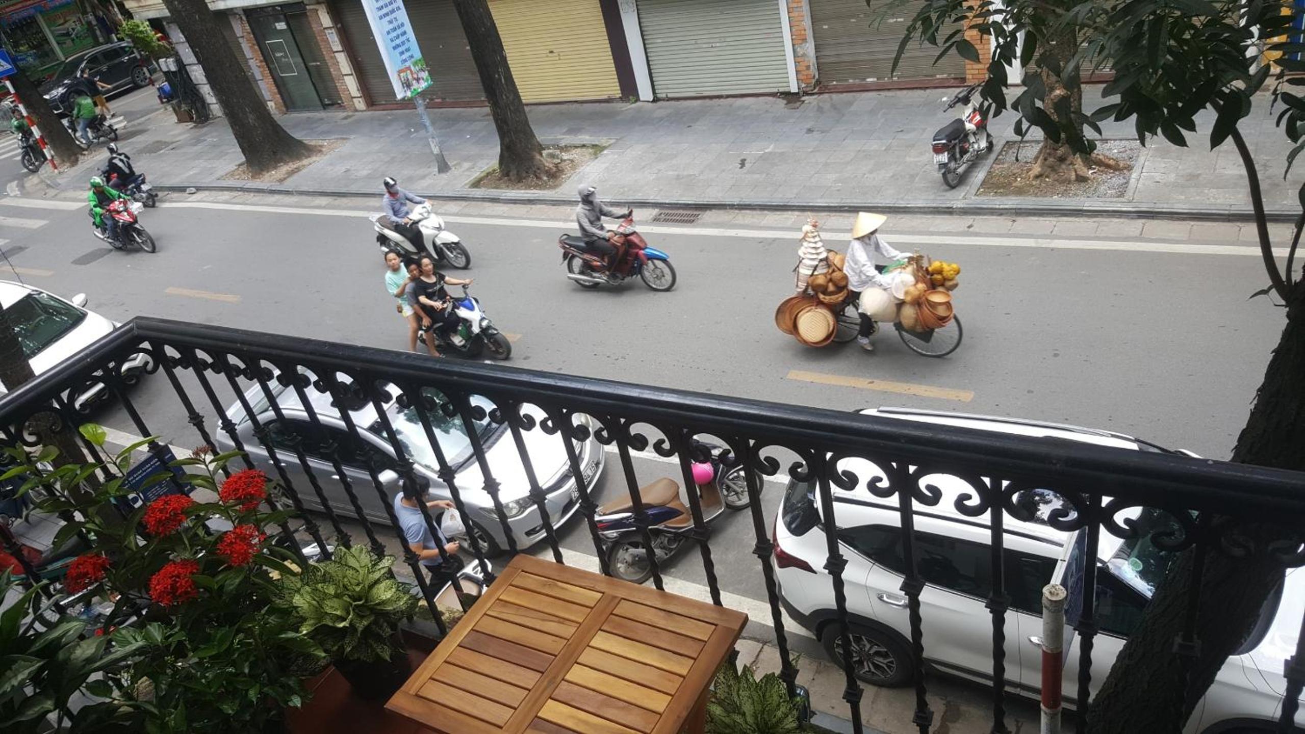 Drumie Homestay - 50m to Hoan Kiem lake
