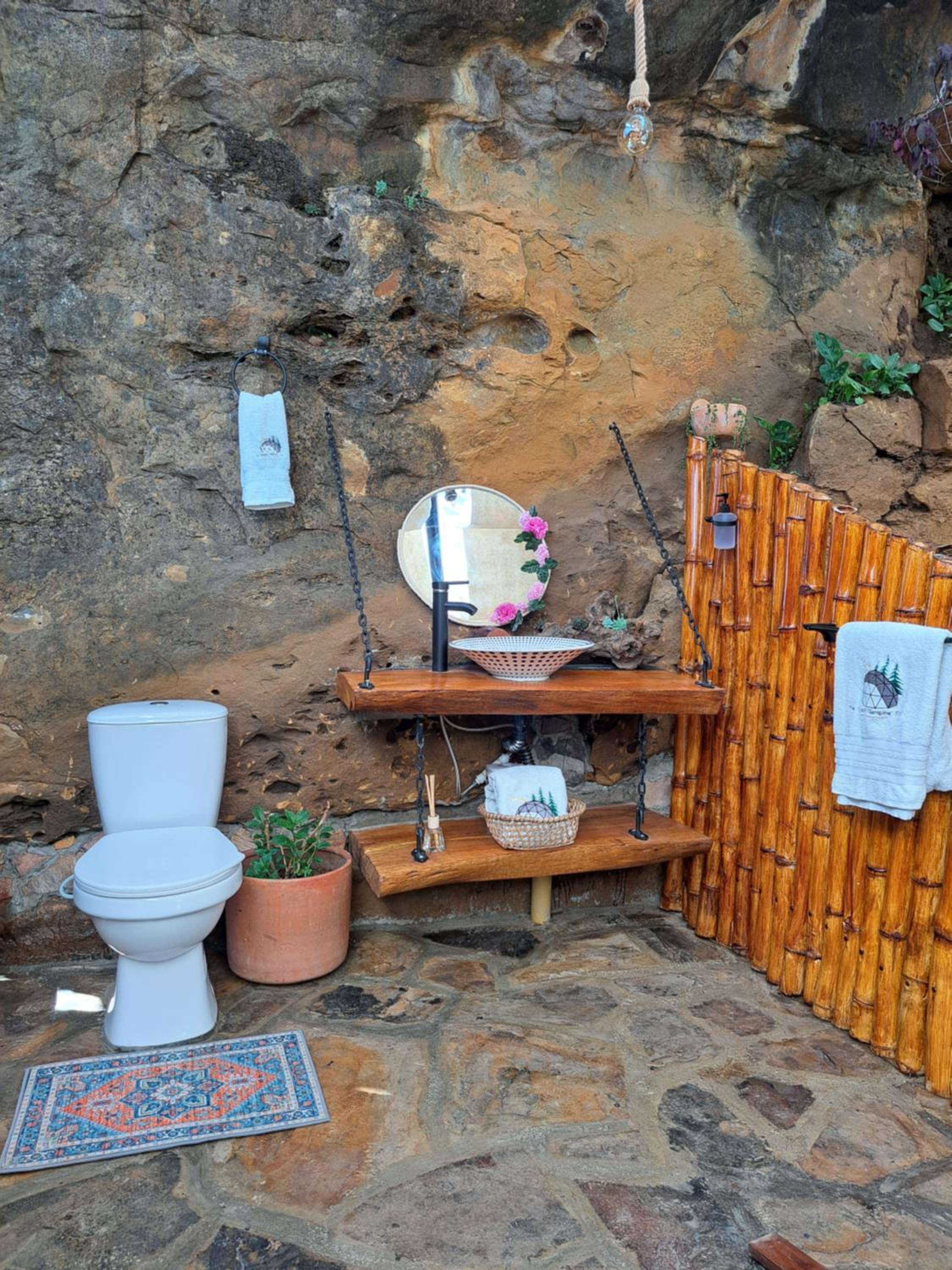 The Luxury Glamping Star