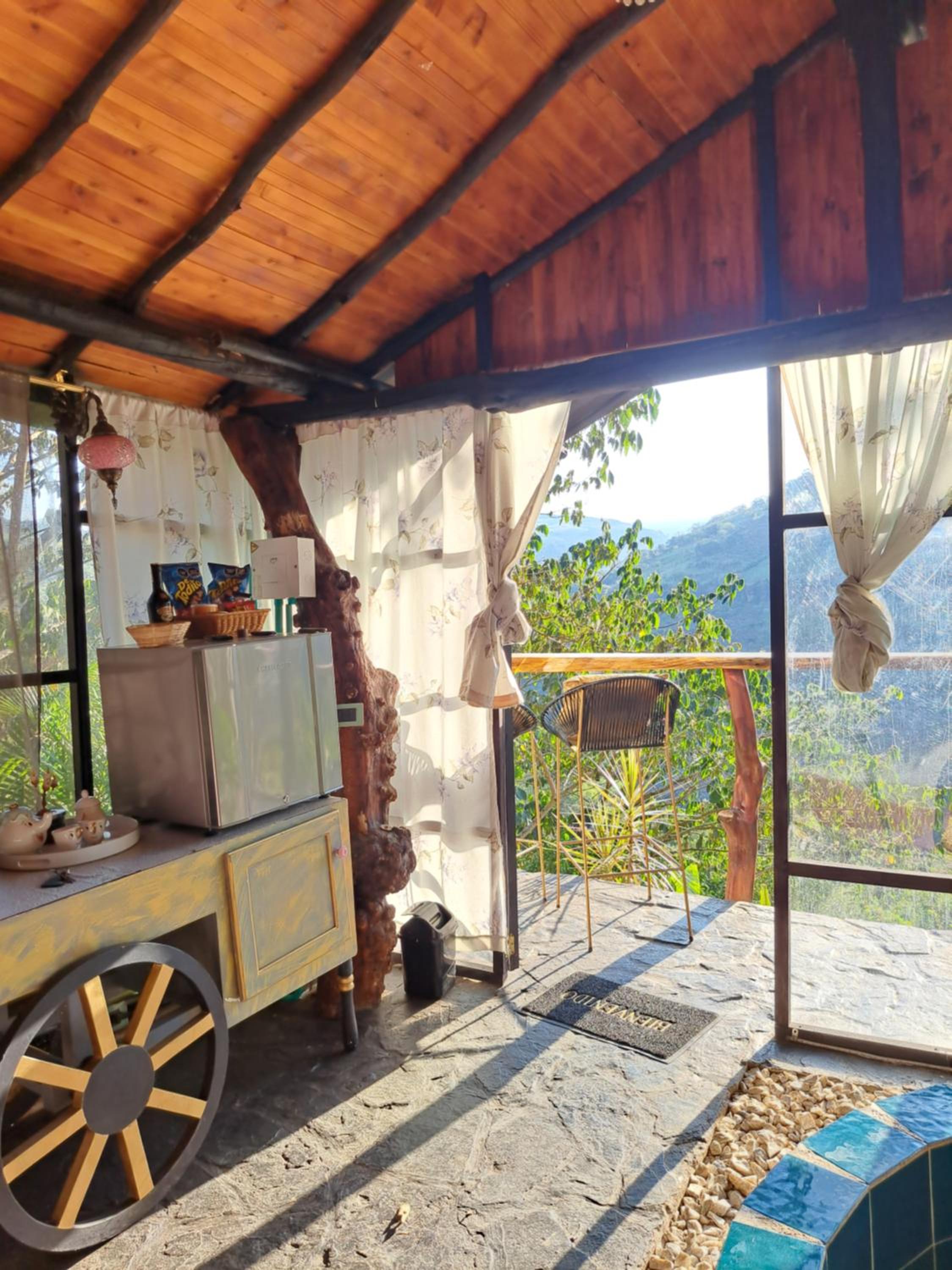 The Luxury Glamping Star