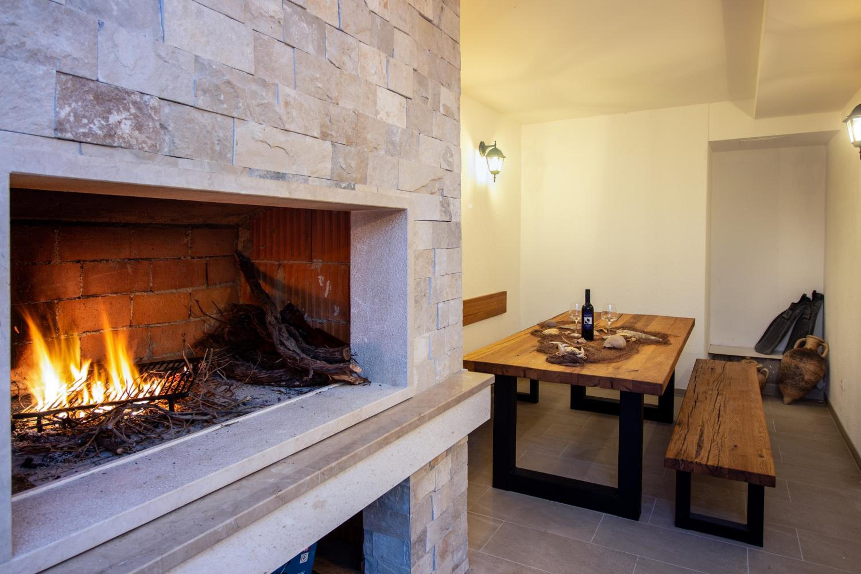 Podstrana Vacations - Family House "Villa Gyra" with Private Swimming Pool, Indoor BBQ, Gym and Gaming room! - Property Image 69