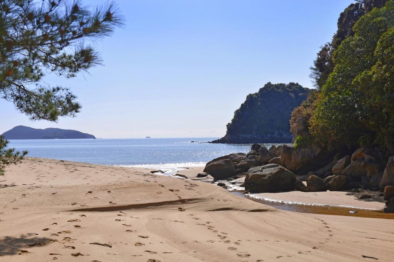 Ngaio Beach House - Kaiteriteri view 2