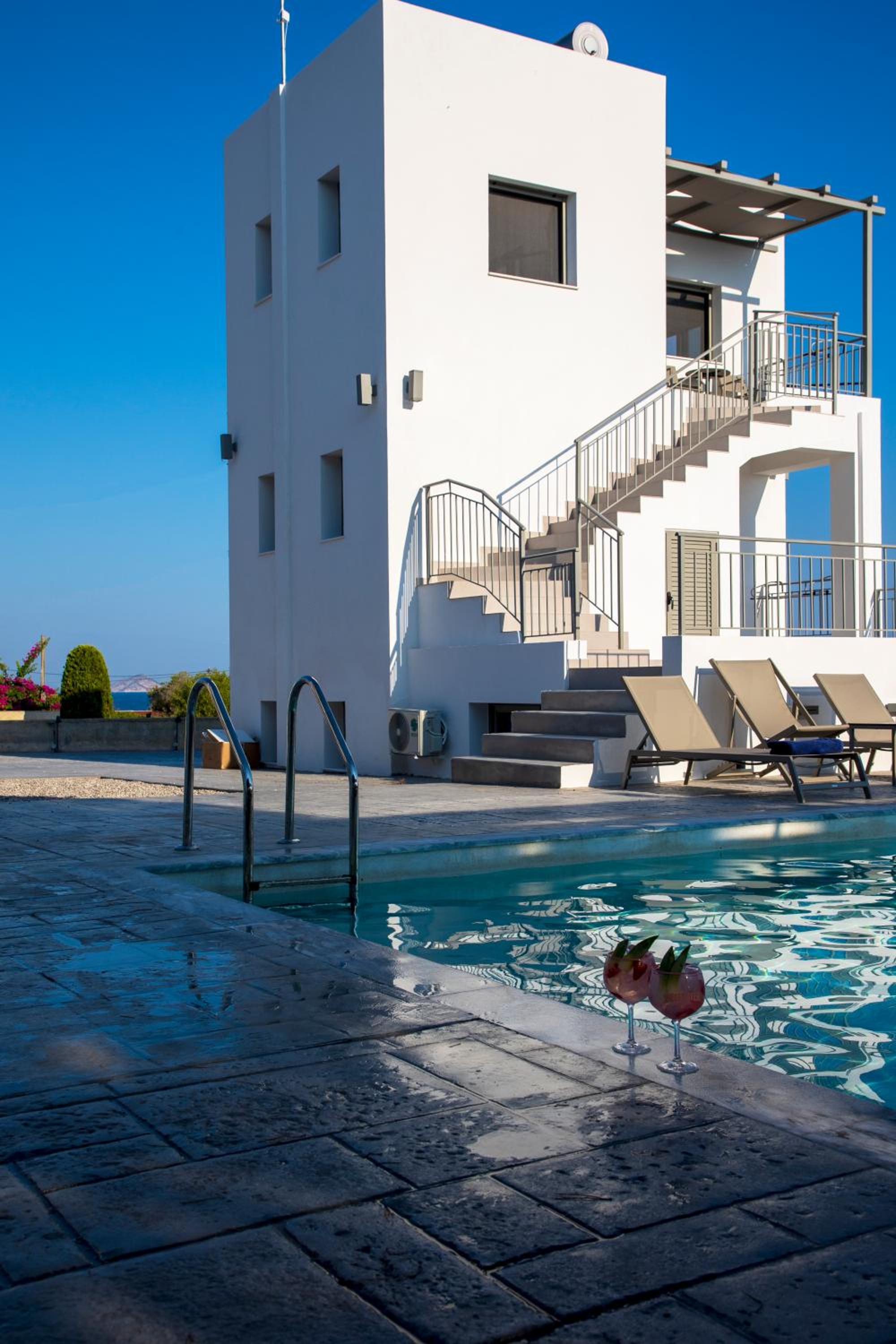 Crabstone Luxury Apartments