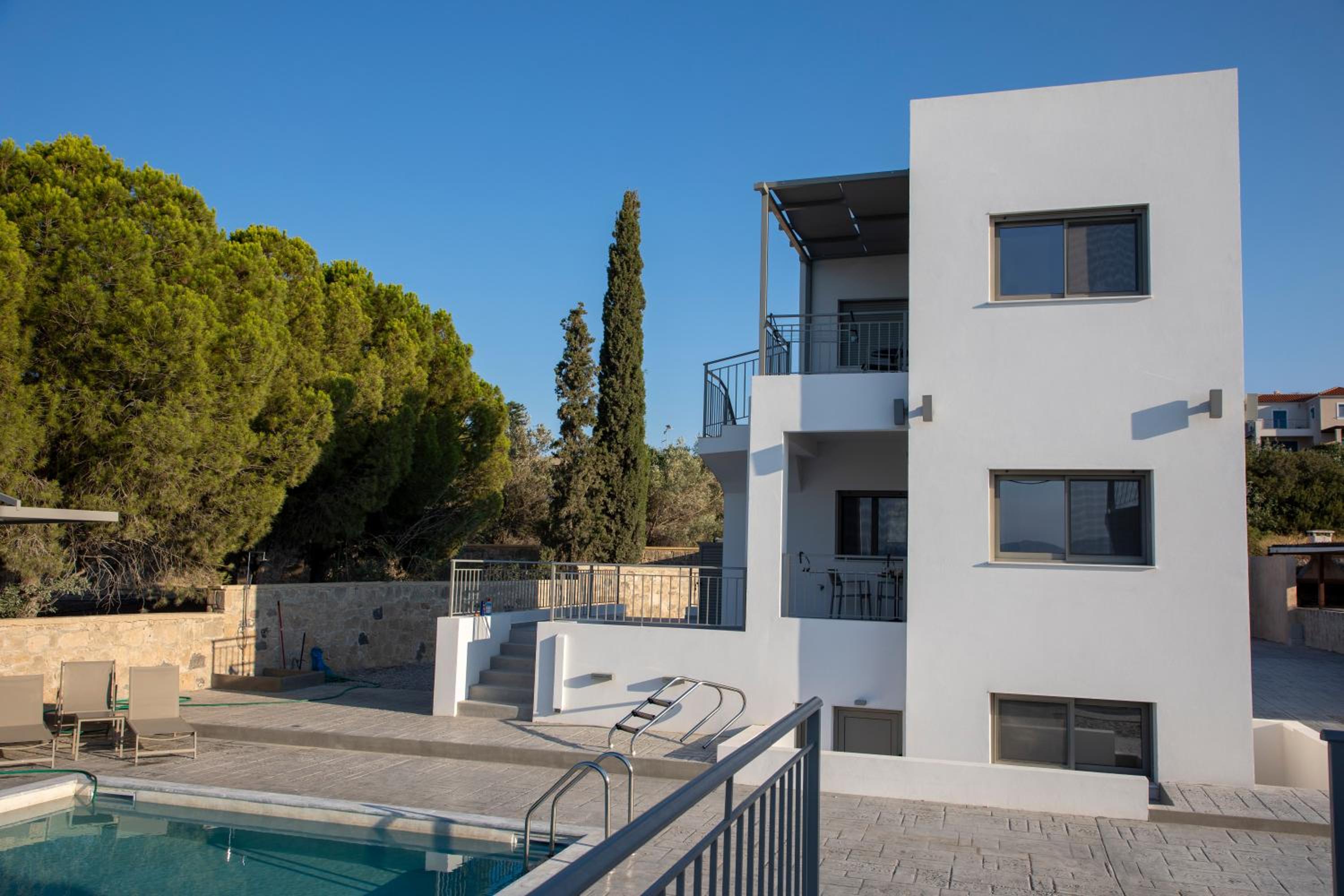 Crabstone Luxury Apartments