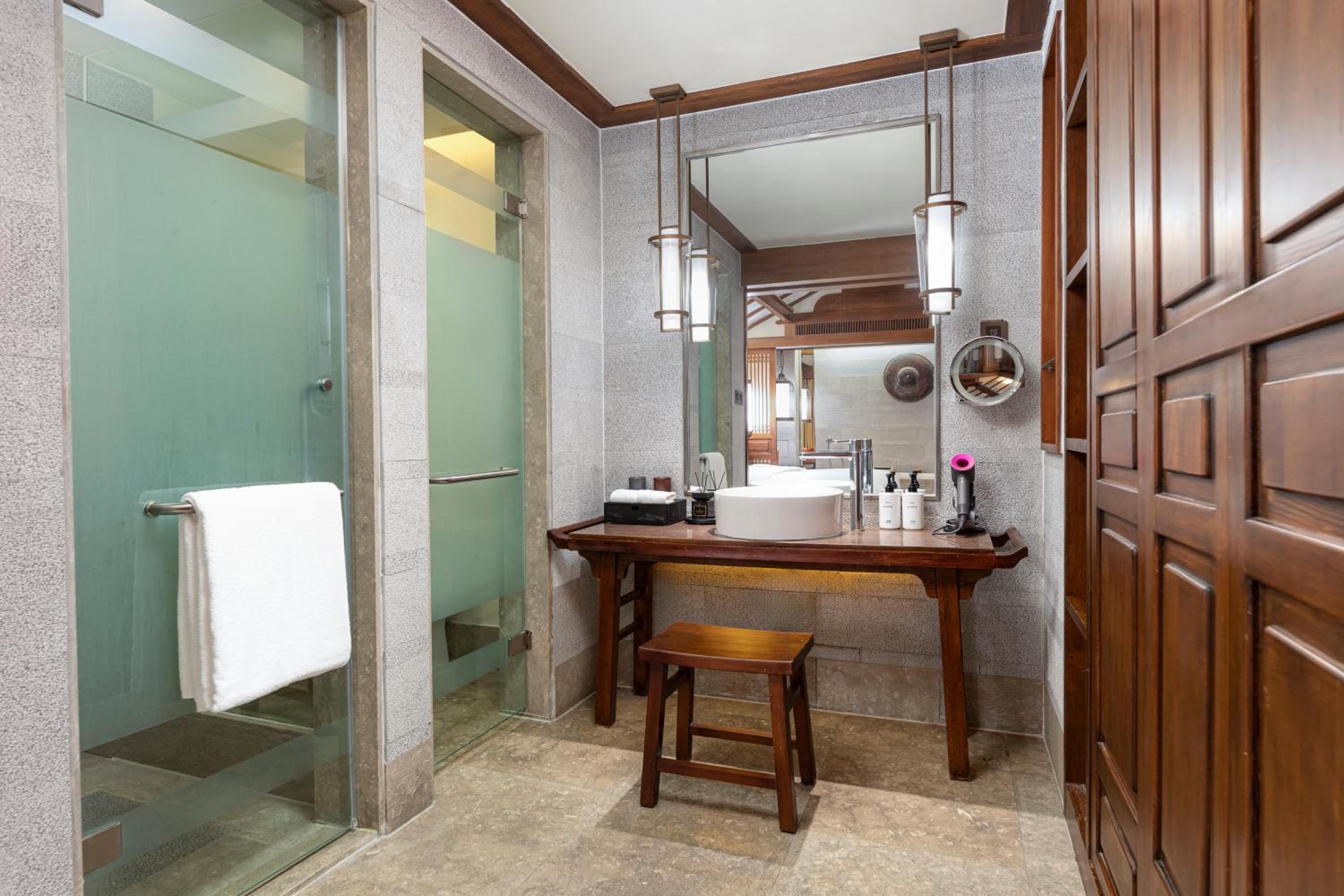 InterContinental Lijiang Ancient Town Resort by IHG 90