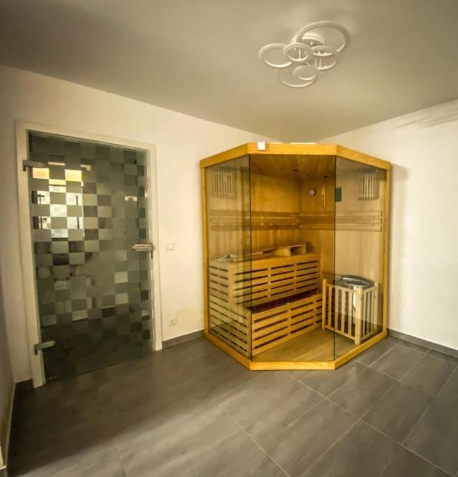 Villa Vienna mit POOL