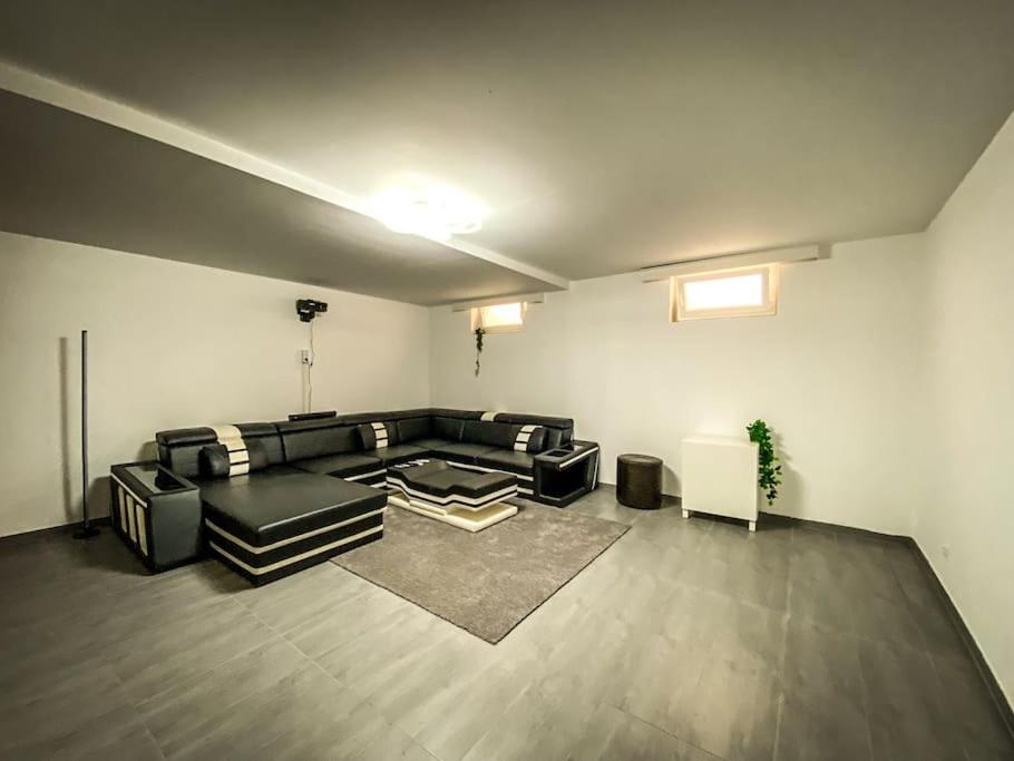Villa Vienna mit POOL