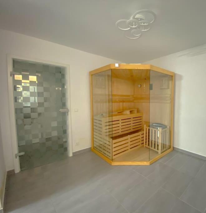 Villa Vienna mit POOL