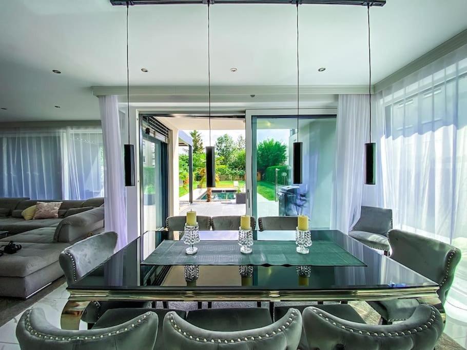 Villa Vienna mit POOL