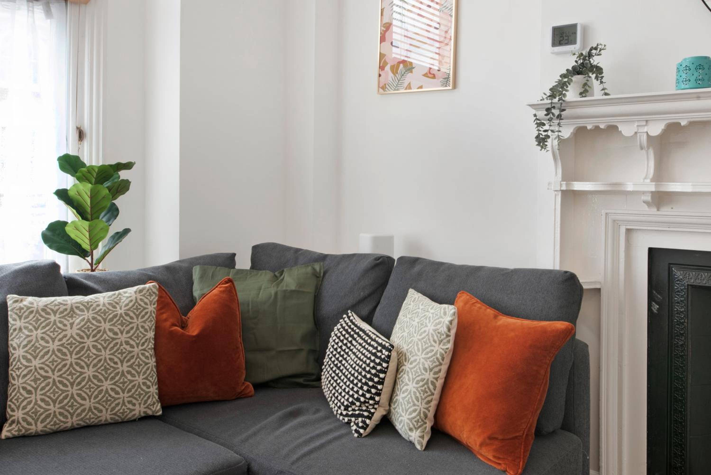 One Bedroom Apartment Muswell Hill - First Floor view 4