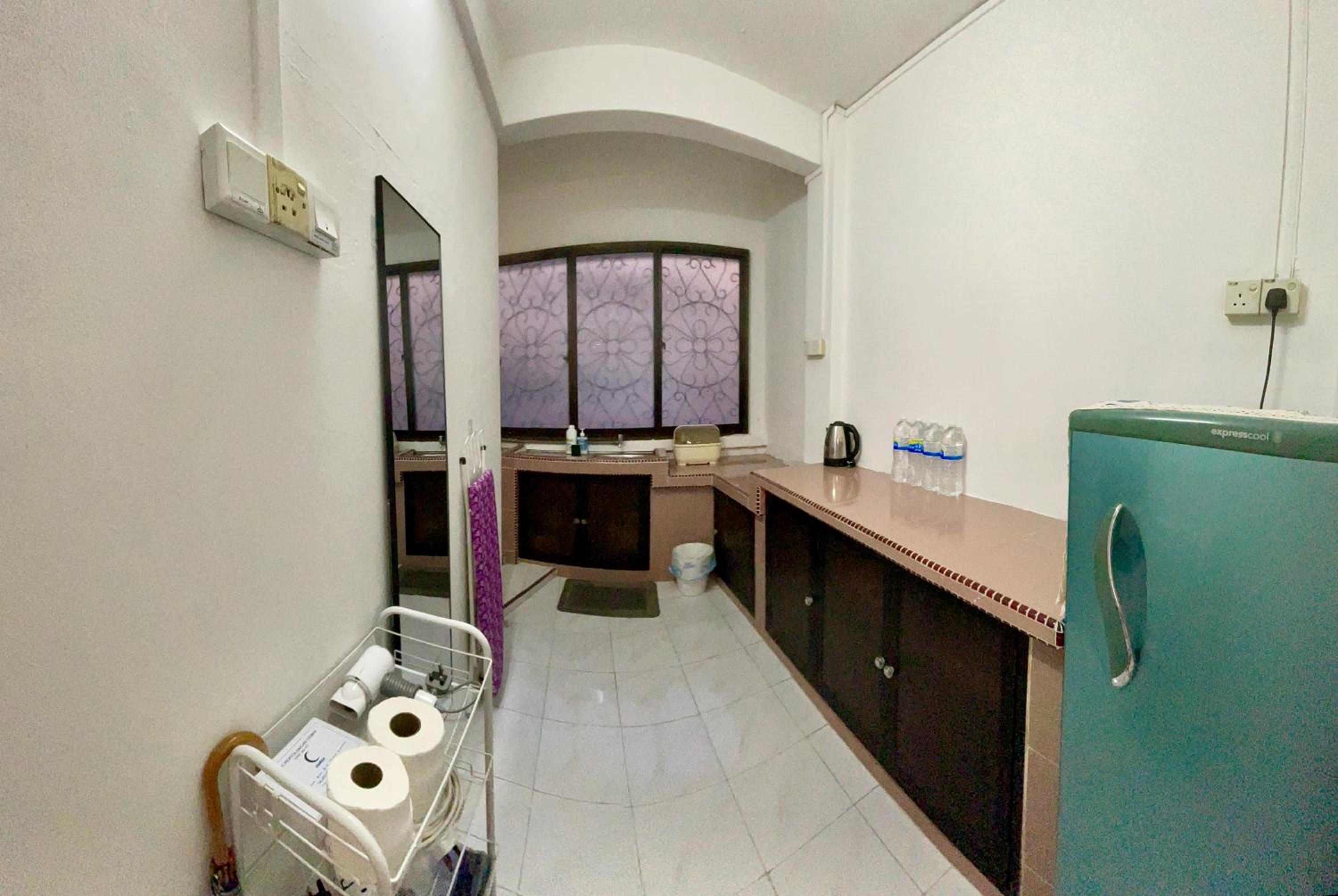 Little India - Guesthouse 8mins to Jonker street 2-4 pax photo 6
