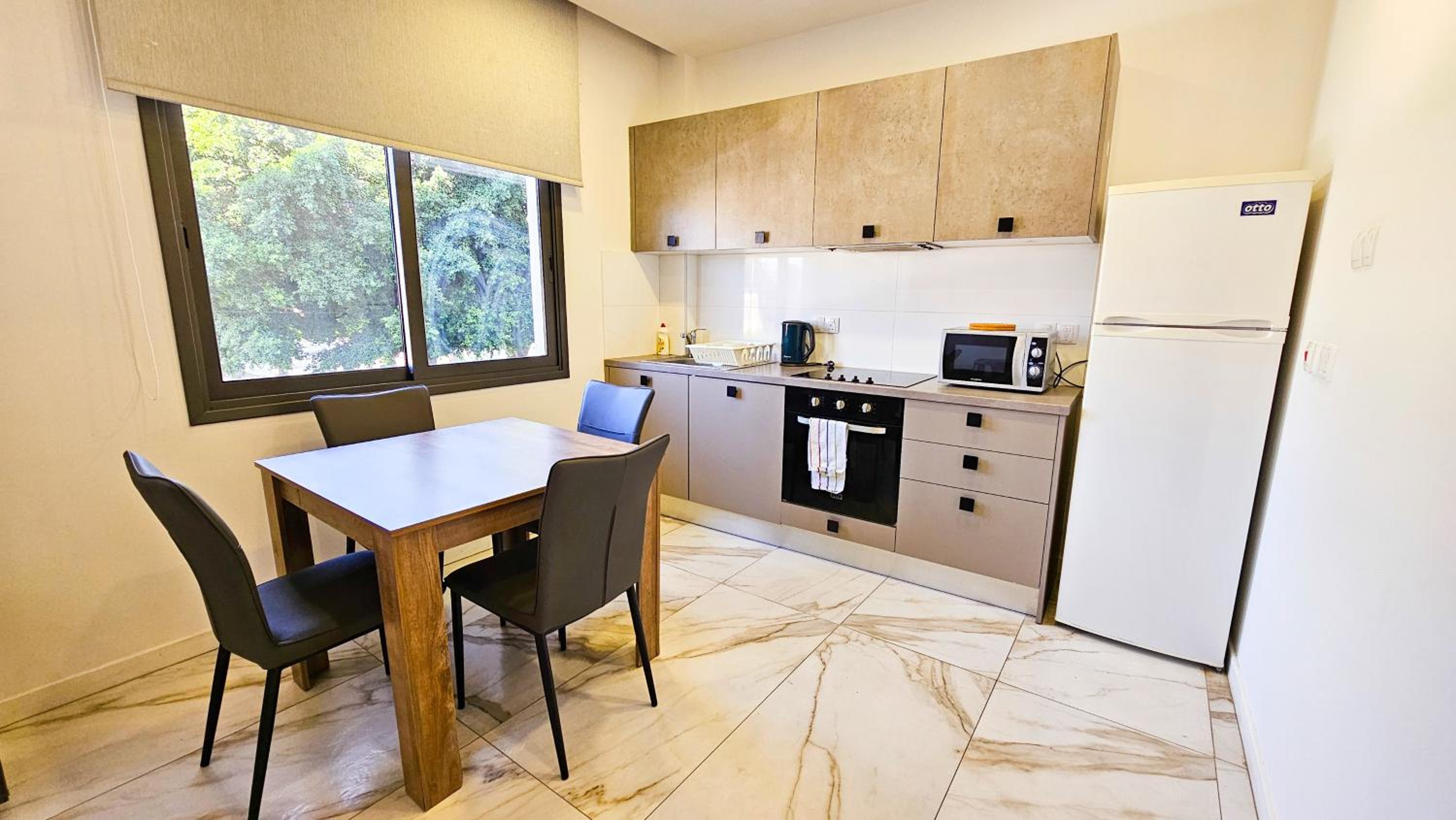 Mimi's Sunny Beach Apartment view 4
