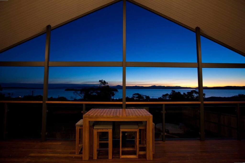 Bruny Island Sunset Retreat