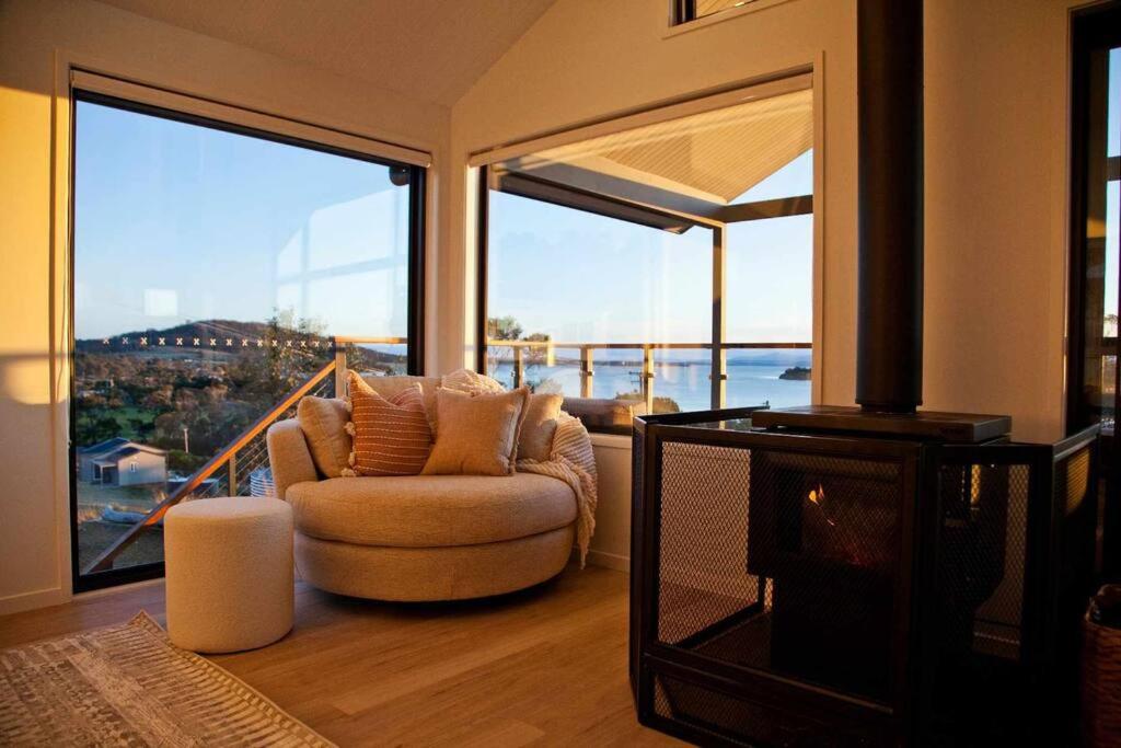 Bruny Island Sunset Retreat