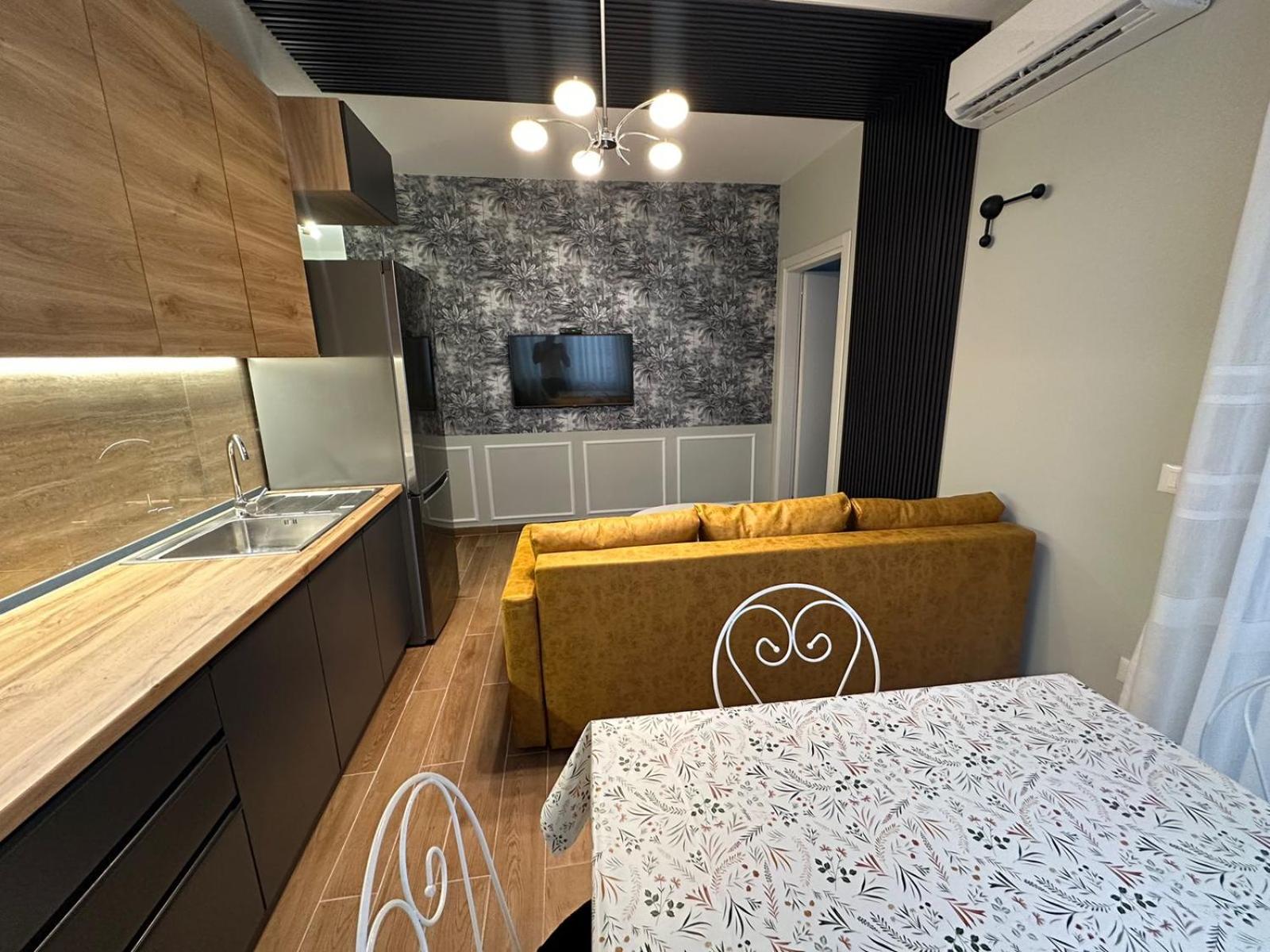 I&S Apartment 6