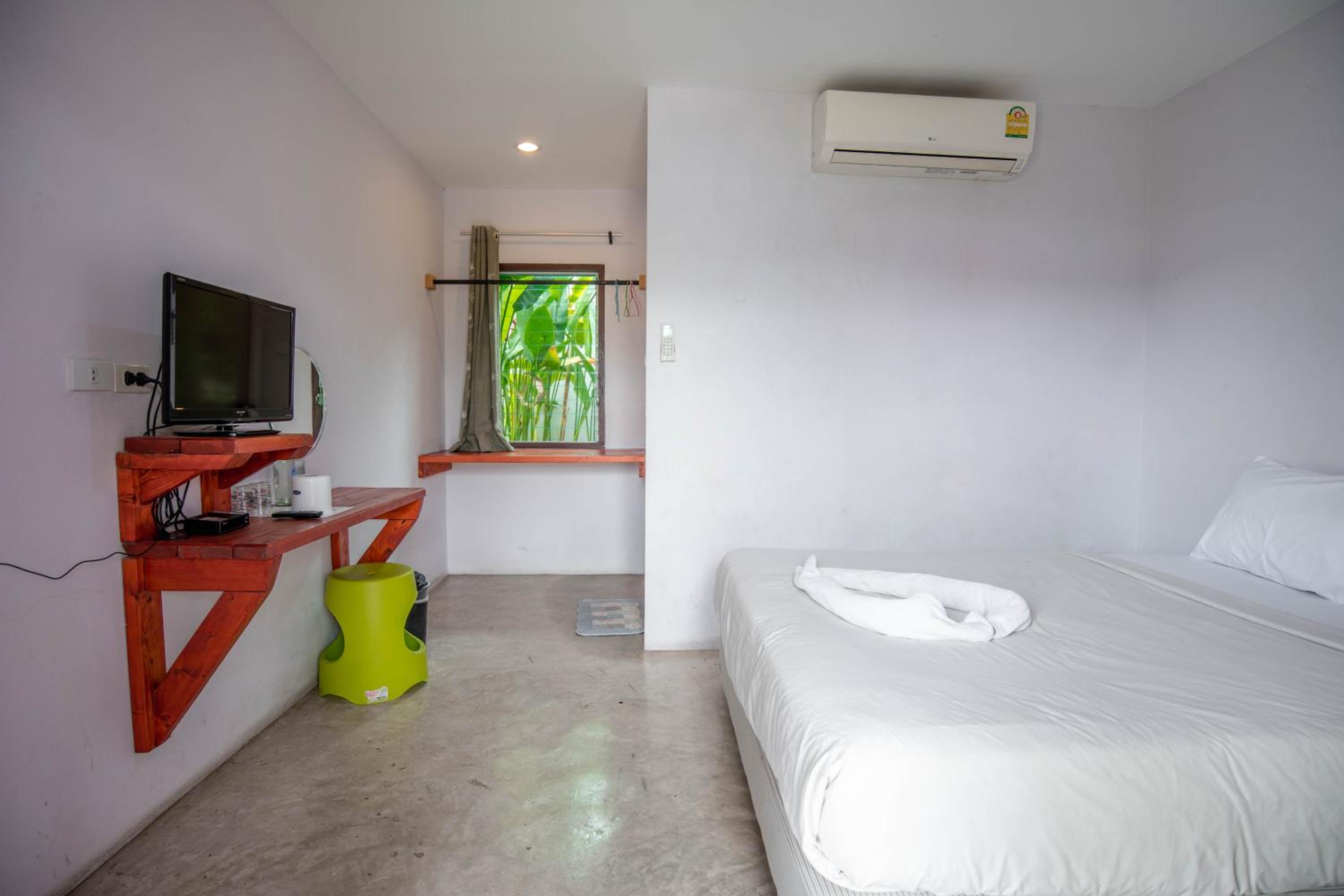 Pak Dee Resort