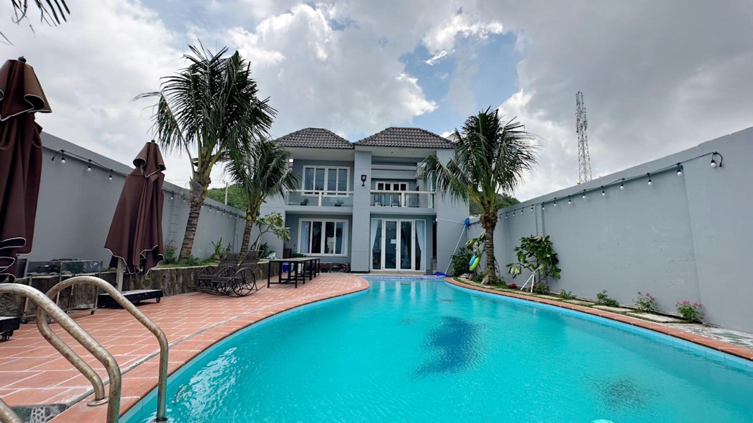 Flora Beach Front Villa view 2