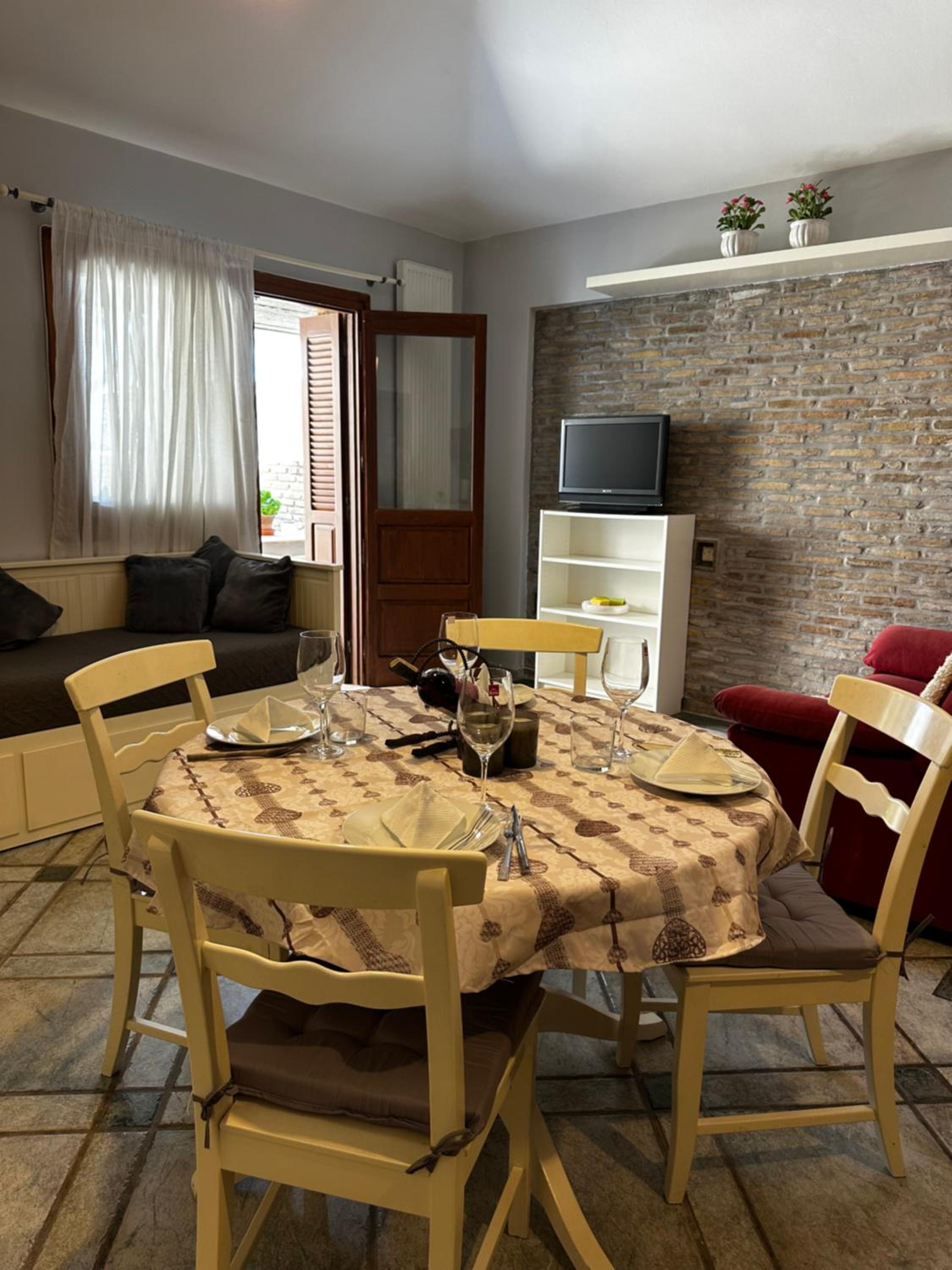 APIJA Studio