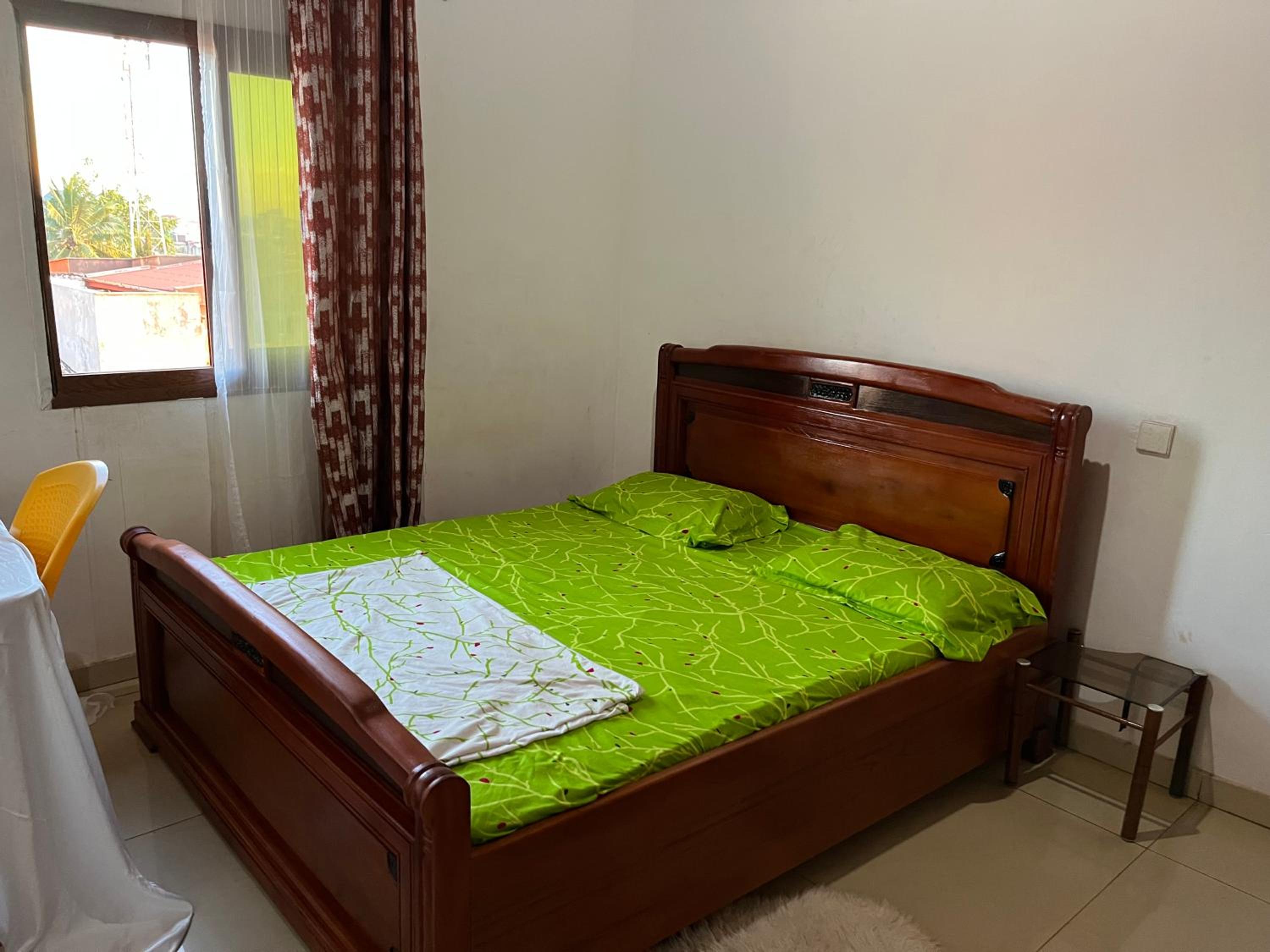 Appartement moderne 120 m2, cameras de surveillance , quartier résidentiel, Nkomo Maetur, YAOUNDE