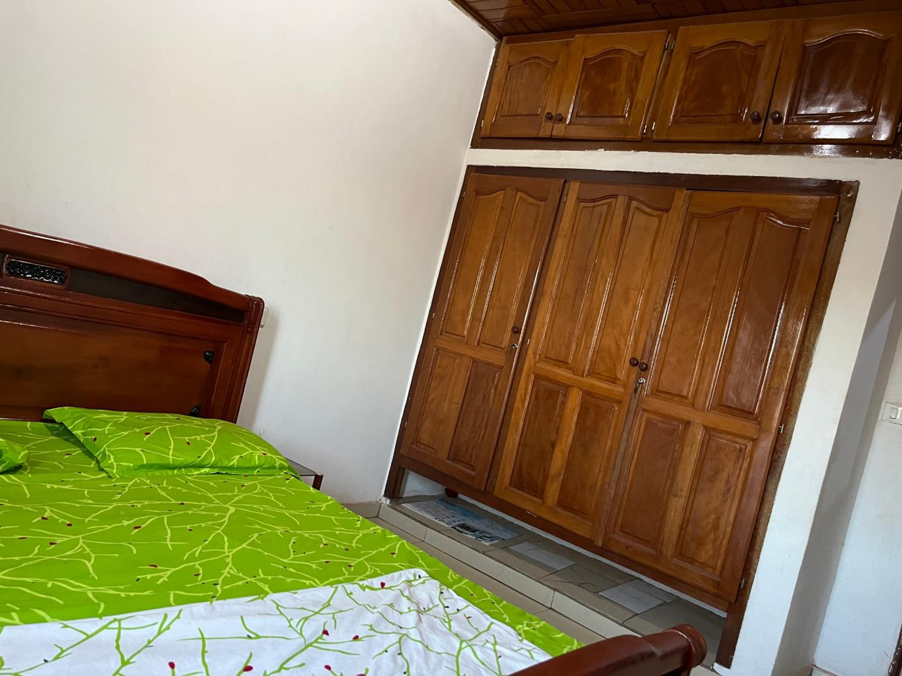Appartement moderne 120 m2, cameras de surveillance , quartier résidentiel, Nkomo Maetur, YAOUNDE