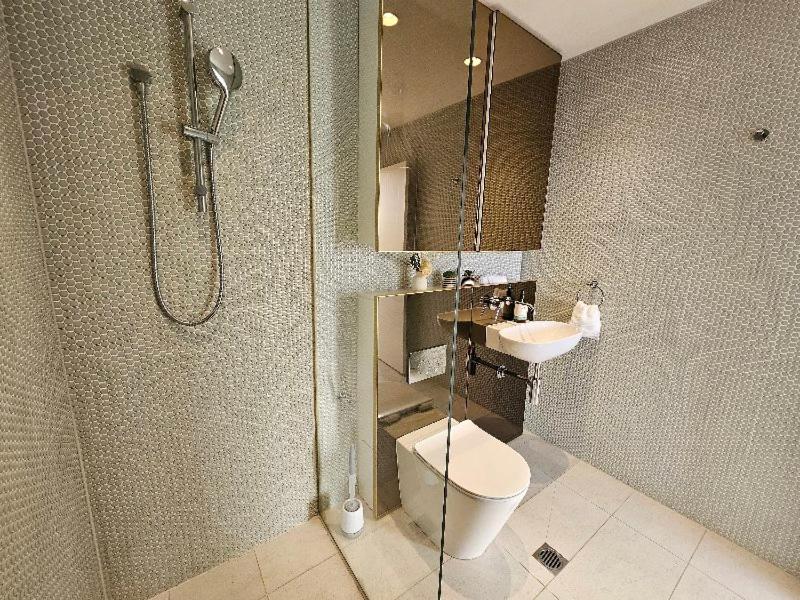 Luxury Condo 2Bedrooms near Olympic Park CBD
