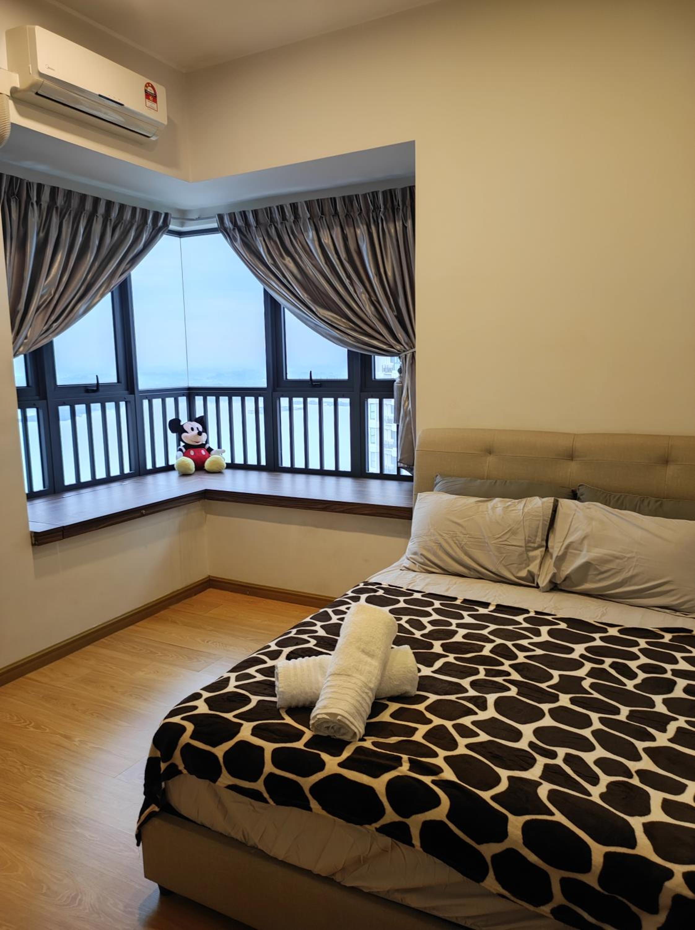 Happy Home Stay Amberside - Room title