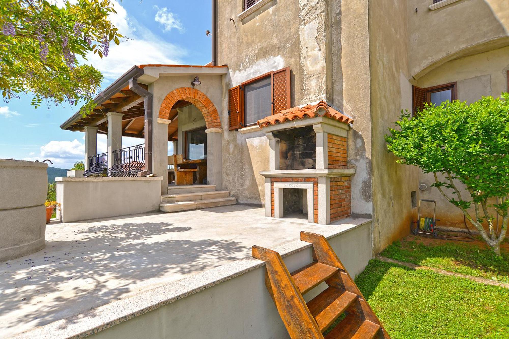 Apartment Elio 1606 view 4