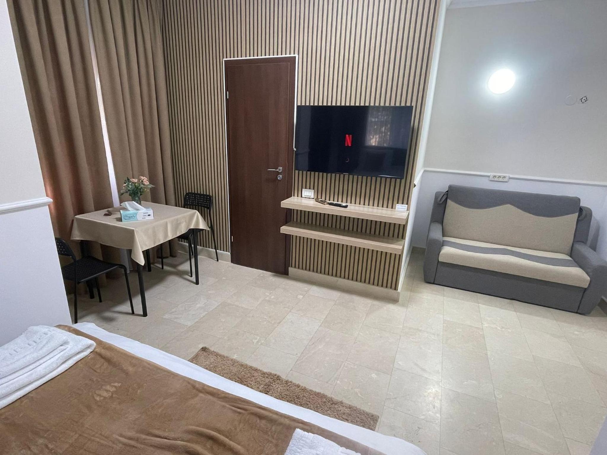 Therme Airport Resort