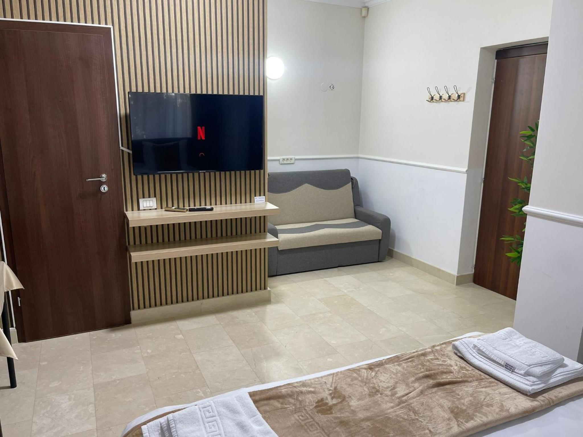 Therme Airport Resort