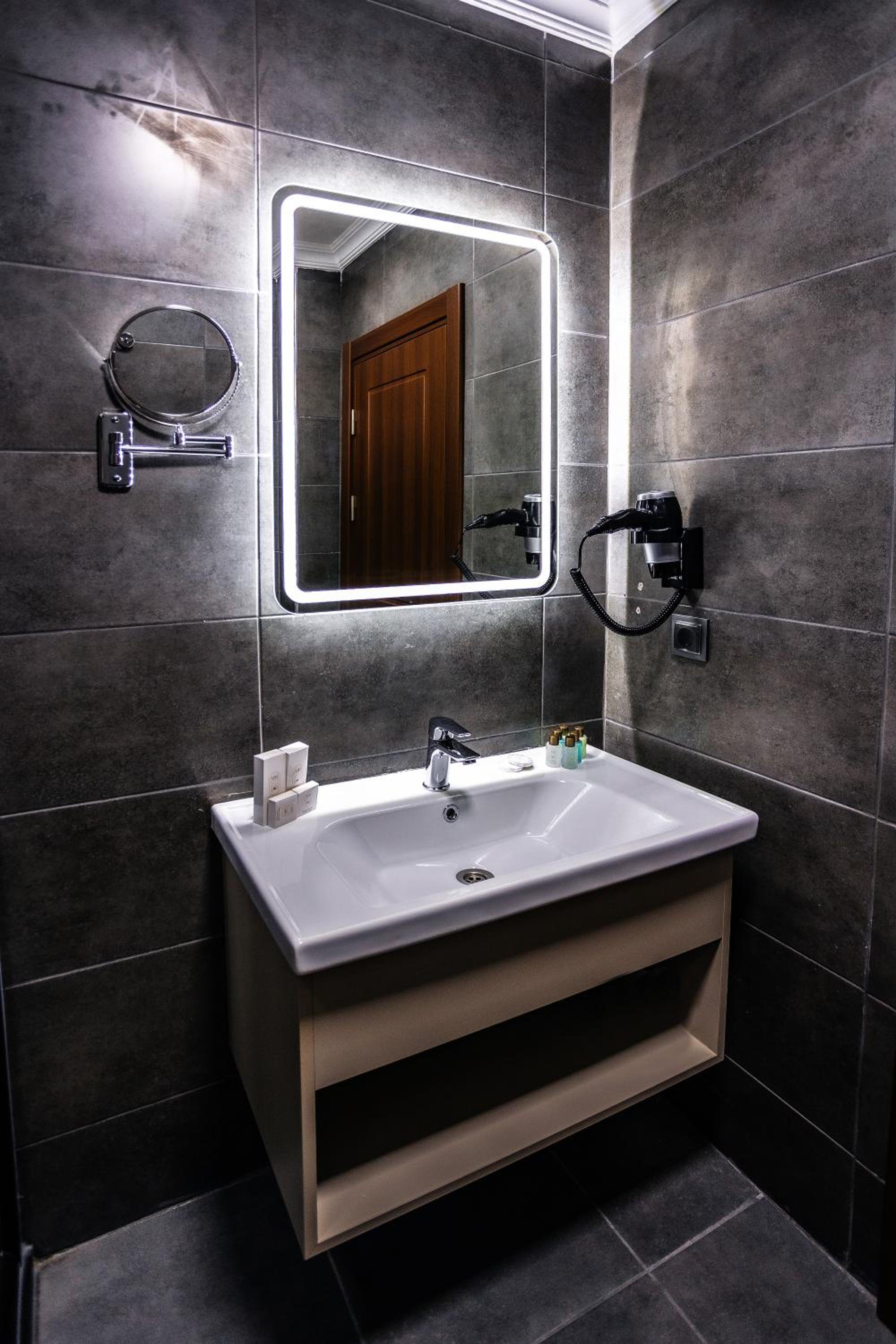 Mays Royal Otel - Image 28