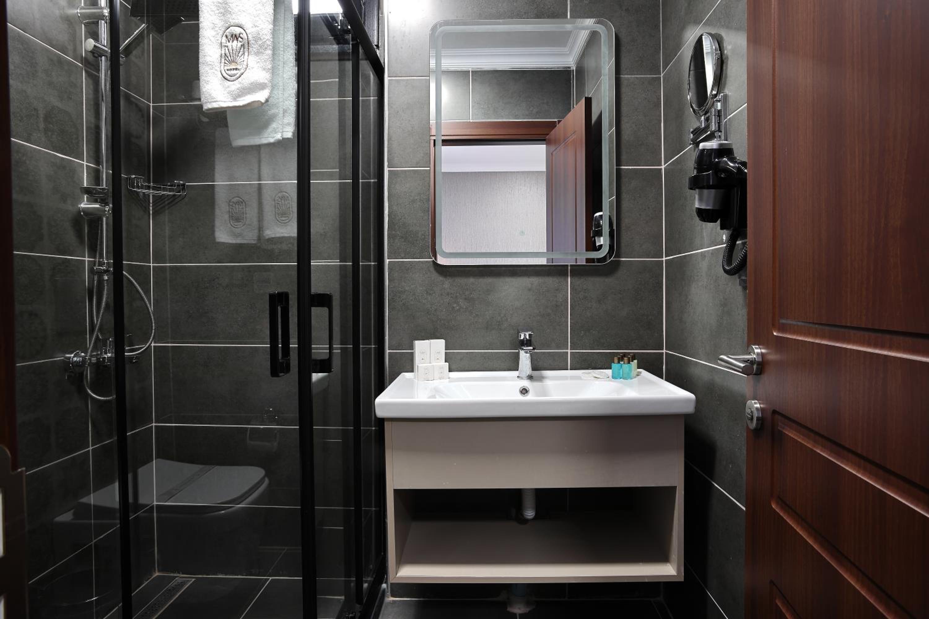 Mays Royal Otel - Image 27