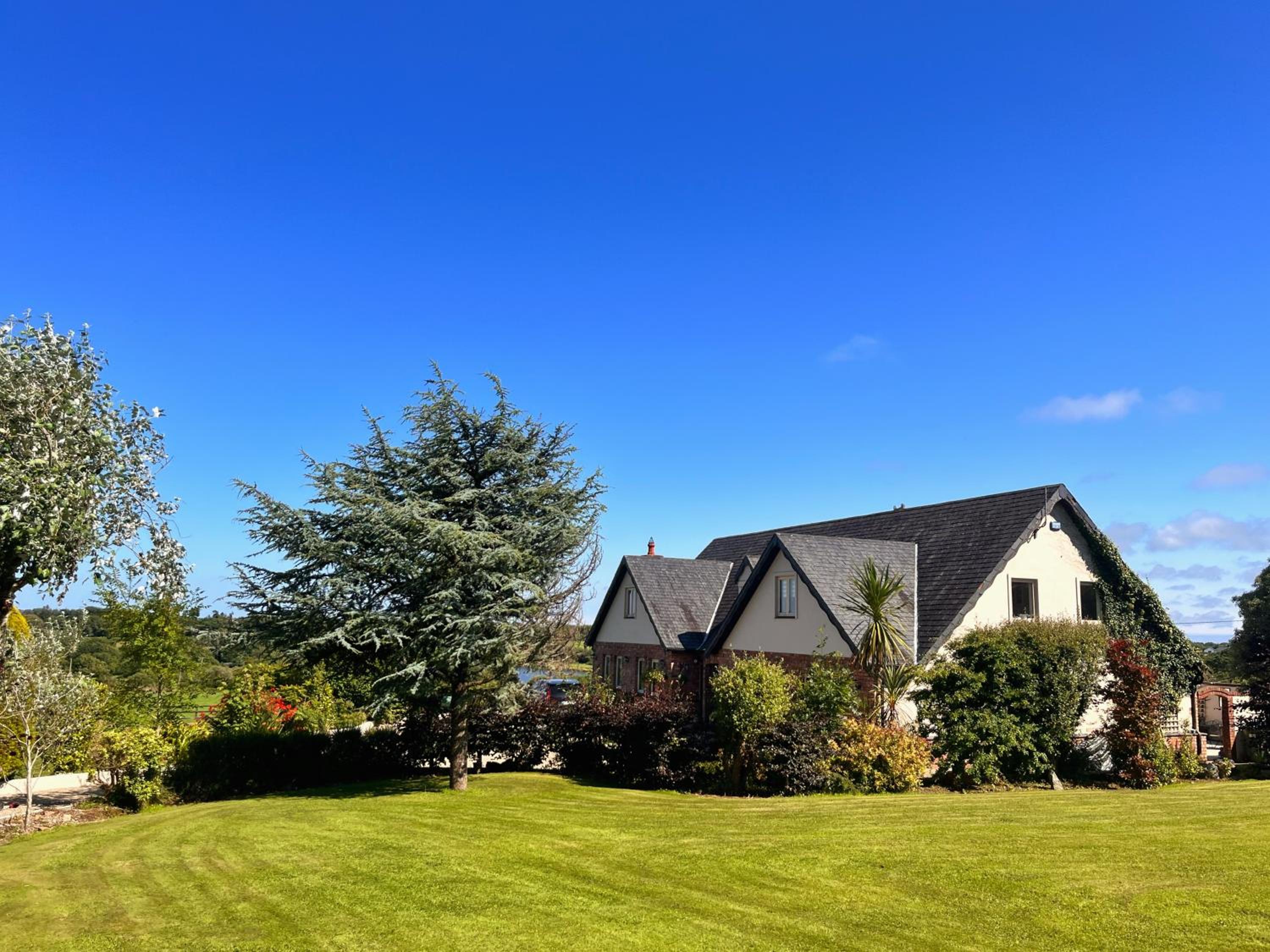 The Starlings Country House