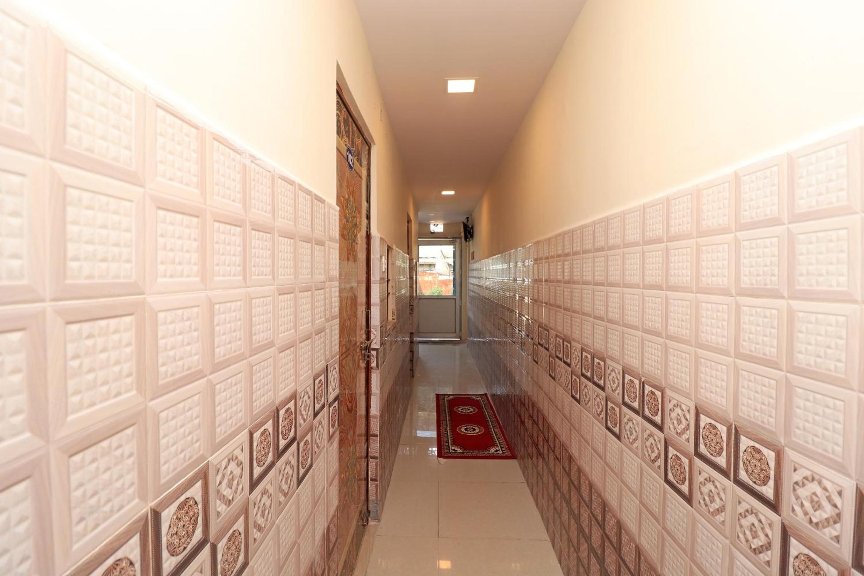 Hotel O Kunal